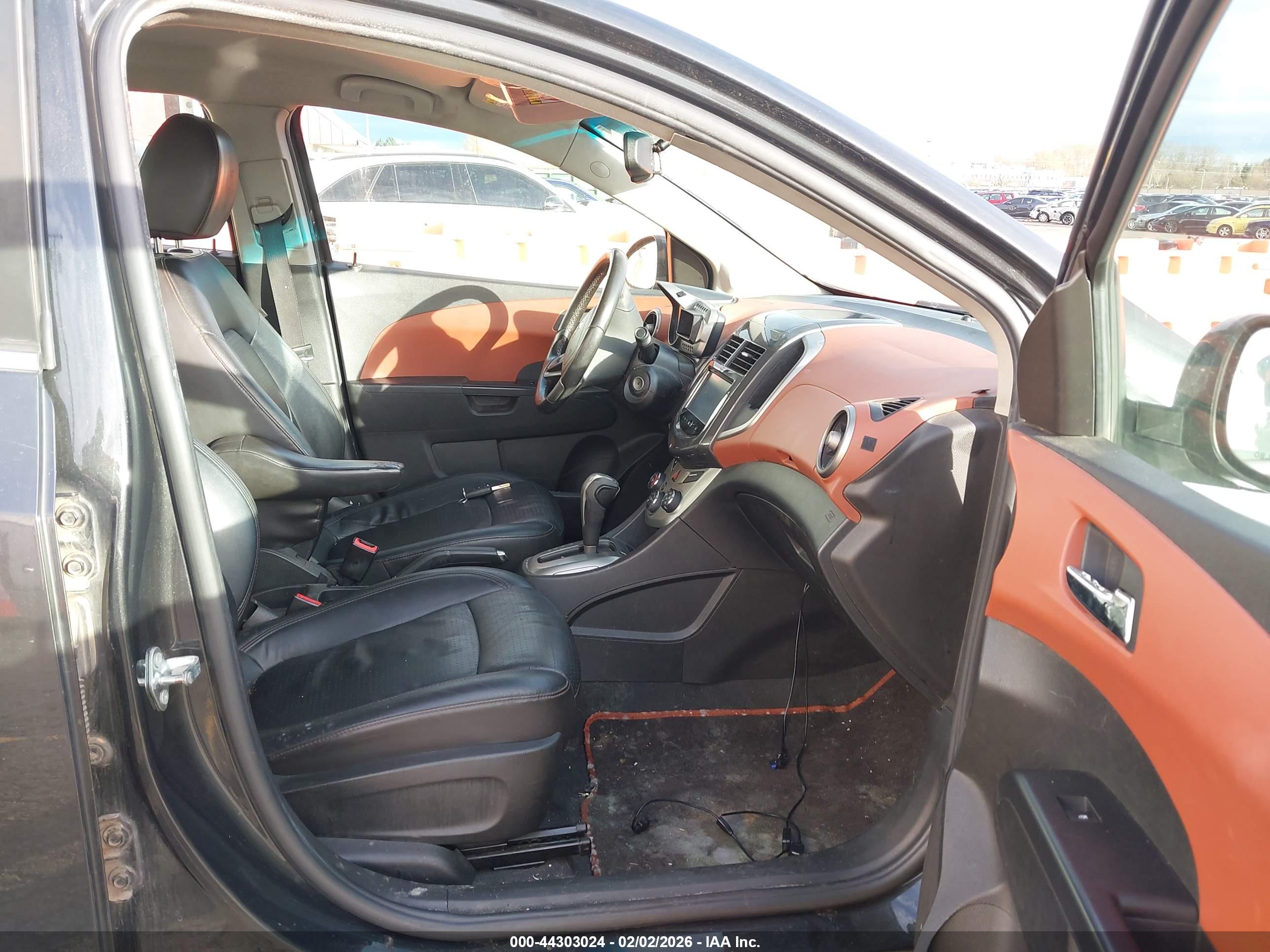 CHEVROLET SONIC image 5