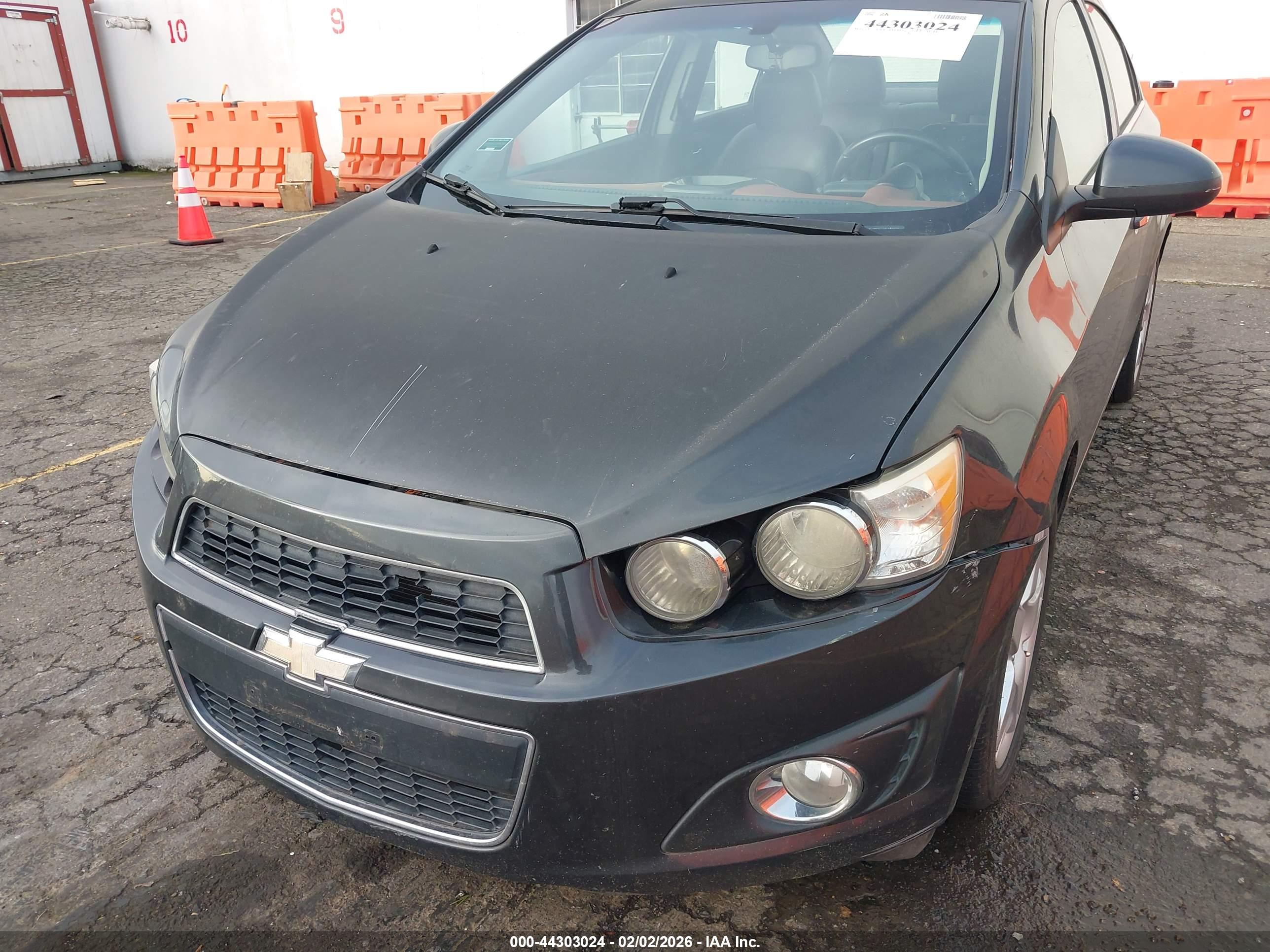 CHEVROLET SONIC image 6