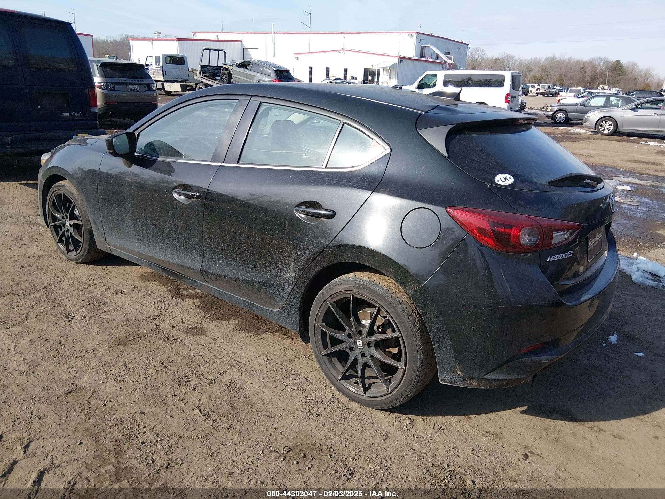 MAZDA MAZDA3 image 3