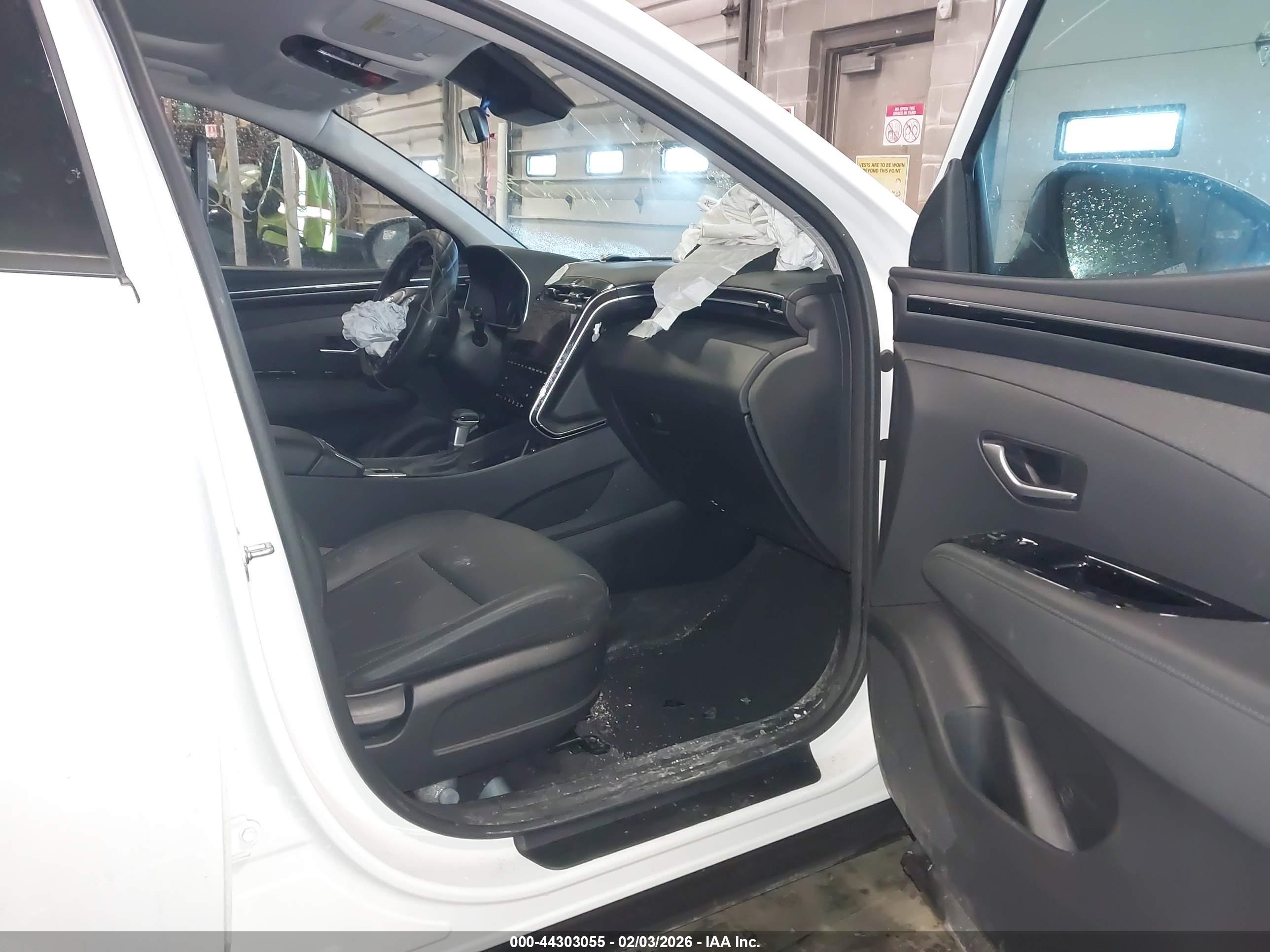 HYUNDAI TUCSON image 5