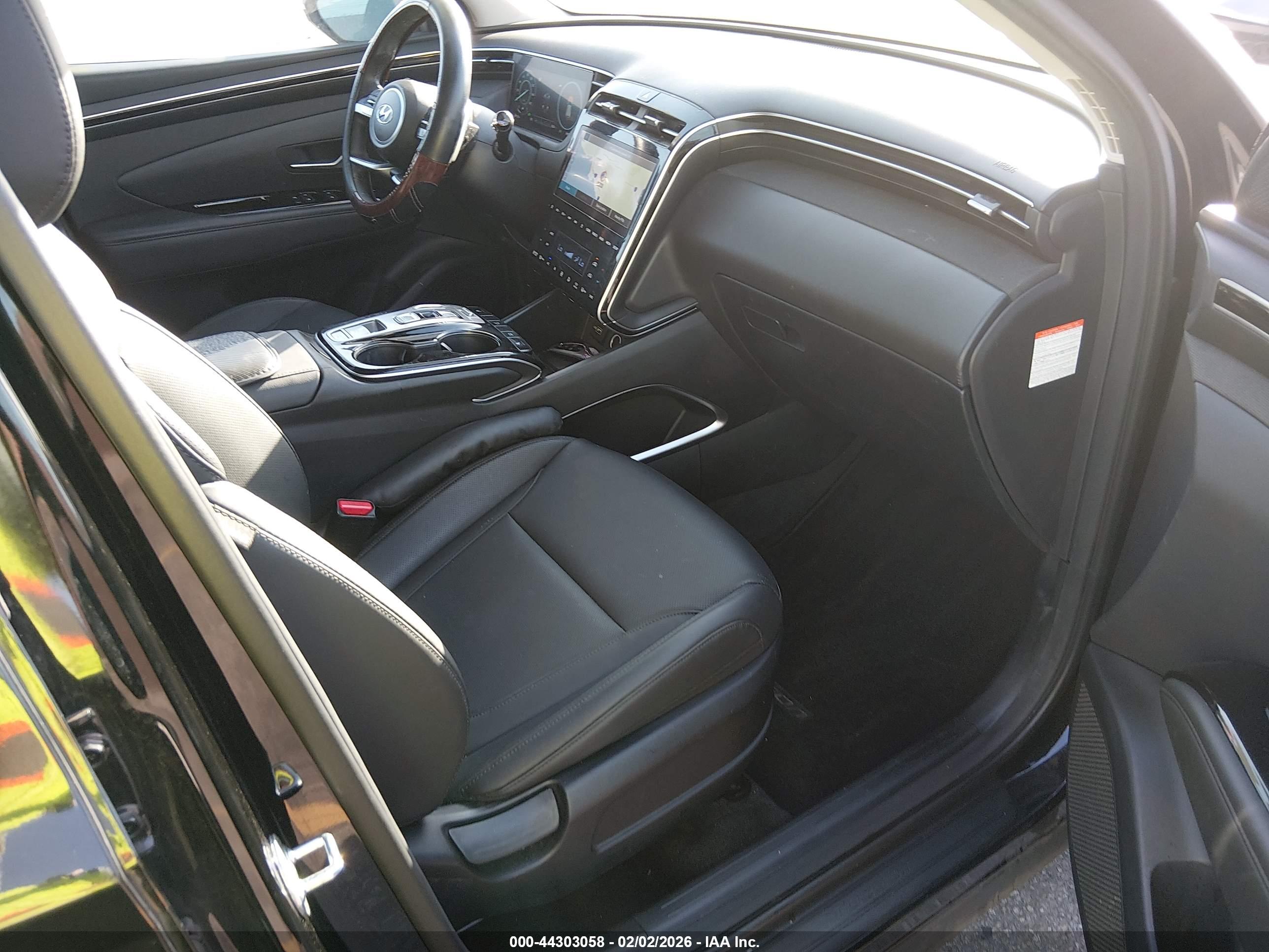 HYUNDAI TUCSON image 5