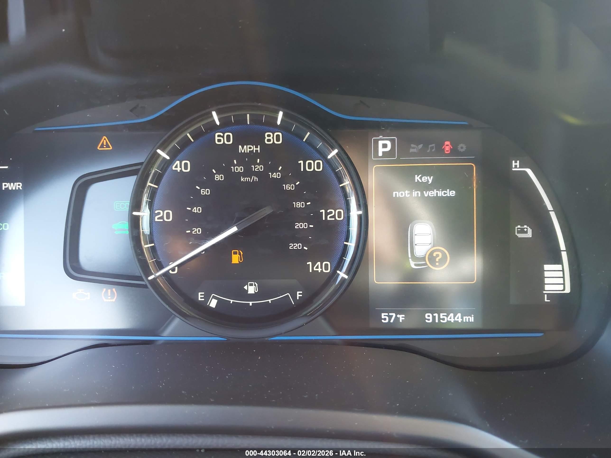 HYUNDAI IONIQ image 7