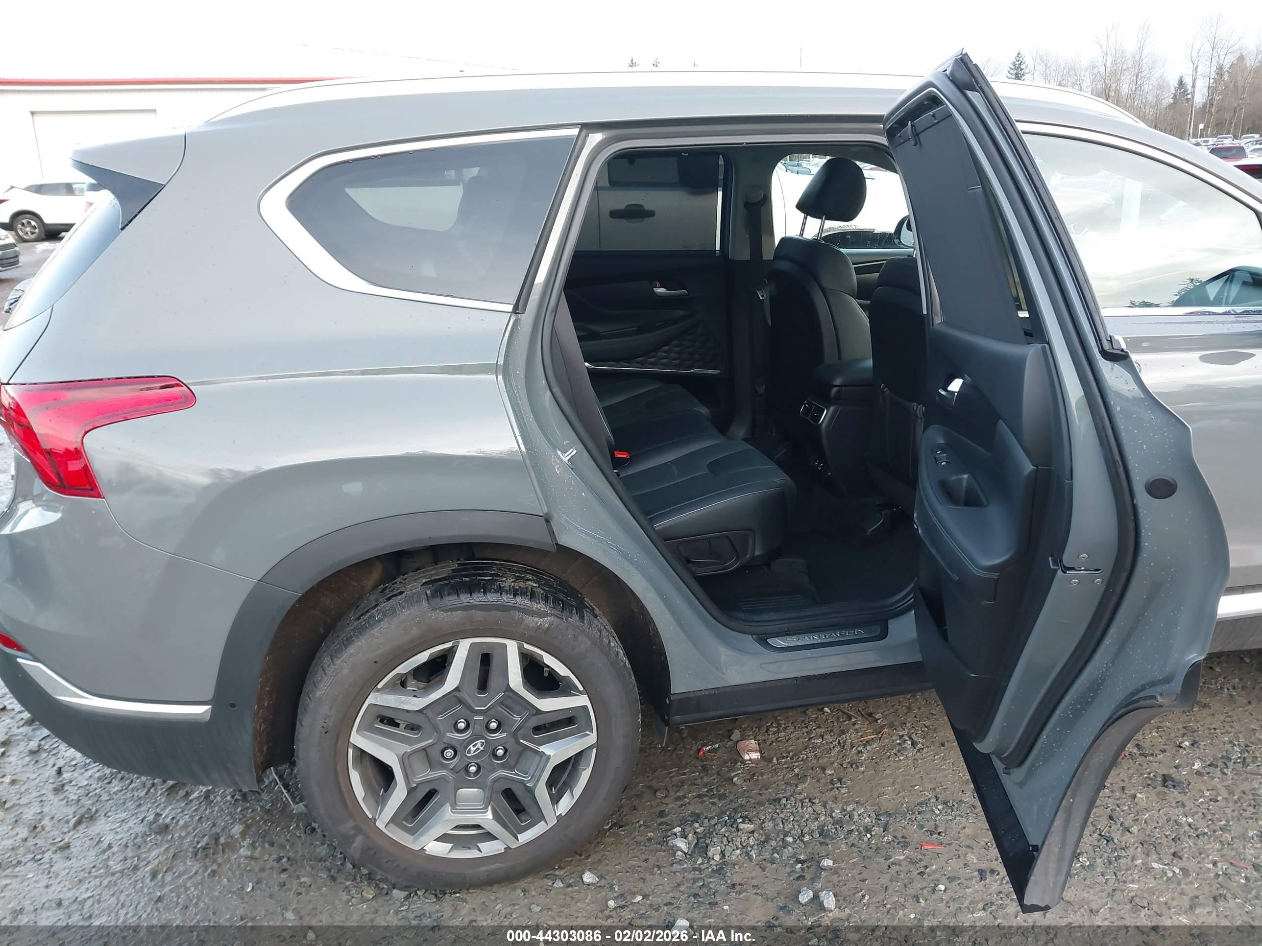HYUNDAI SANTA image 8