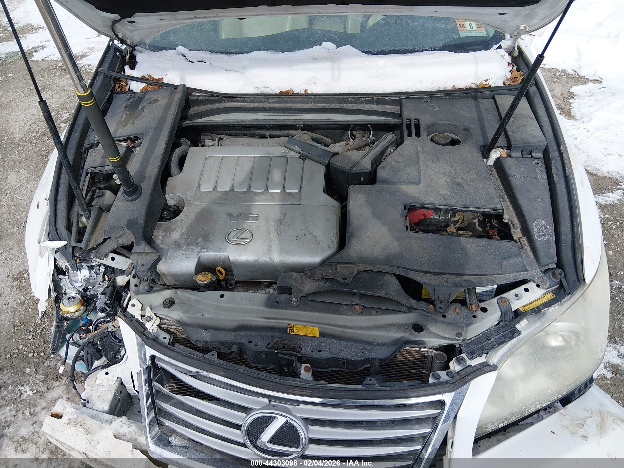LEXUS ES image 10