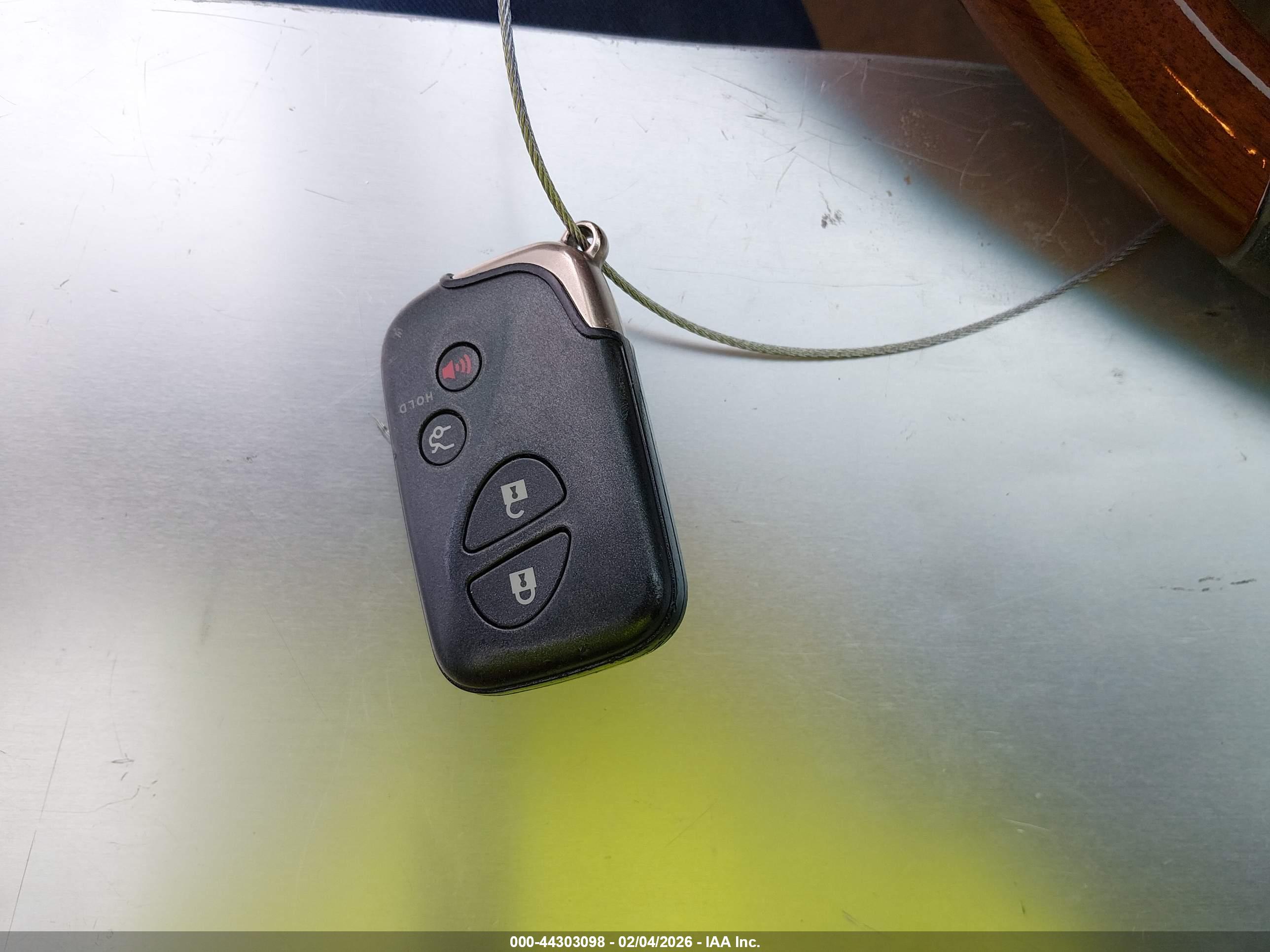 LEXUS ES image 11