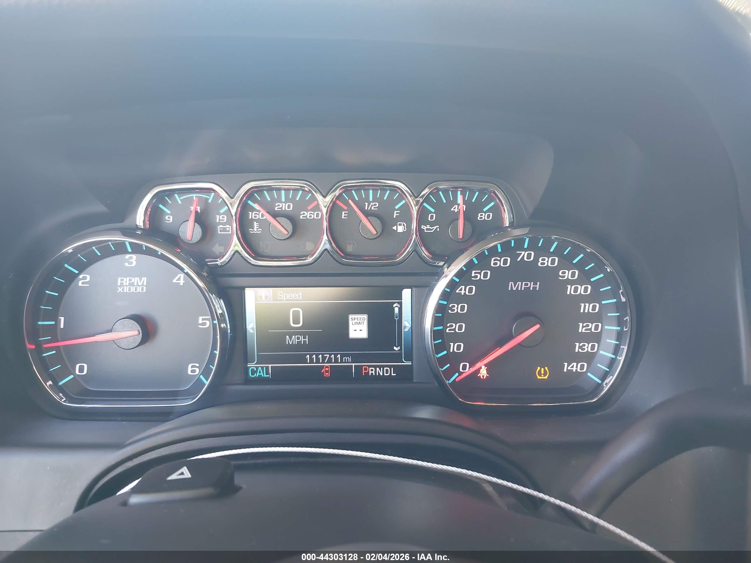 CHEVROLET TAHOE image 7