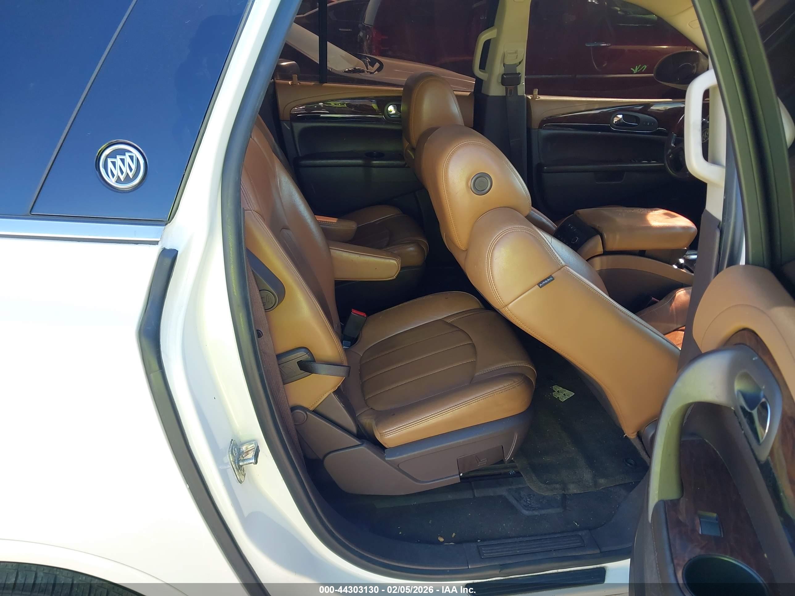 BUICK ENCLAVE image 8