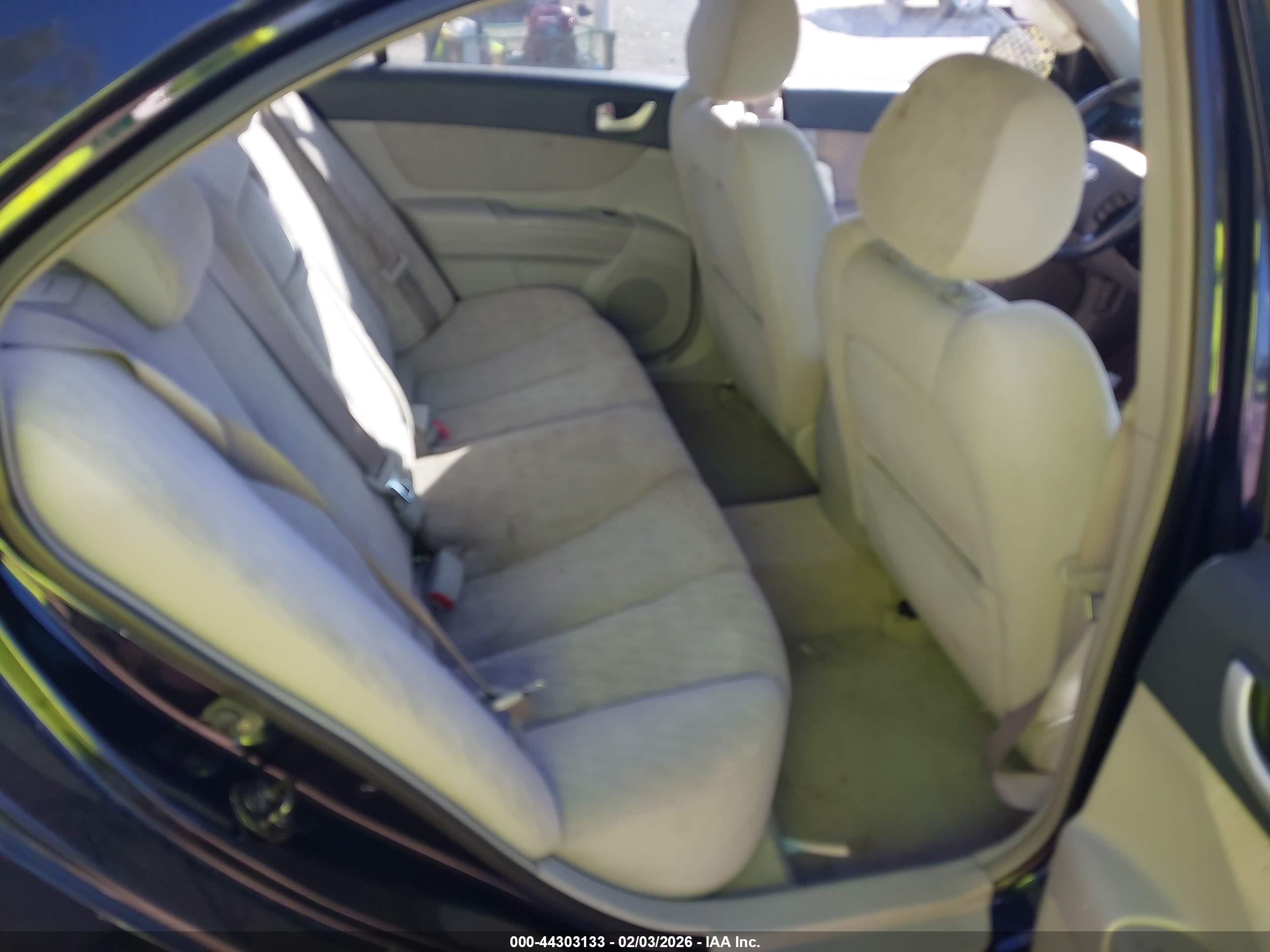 HYUNDAI SONATA image 8