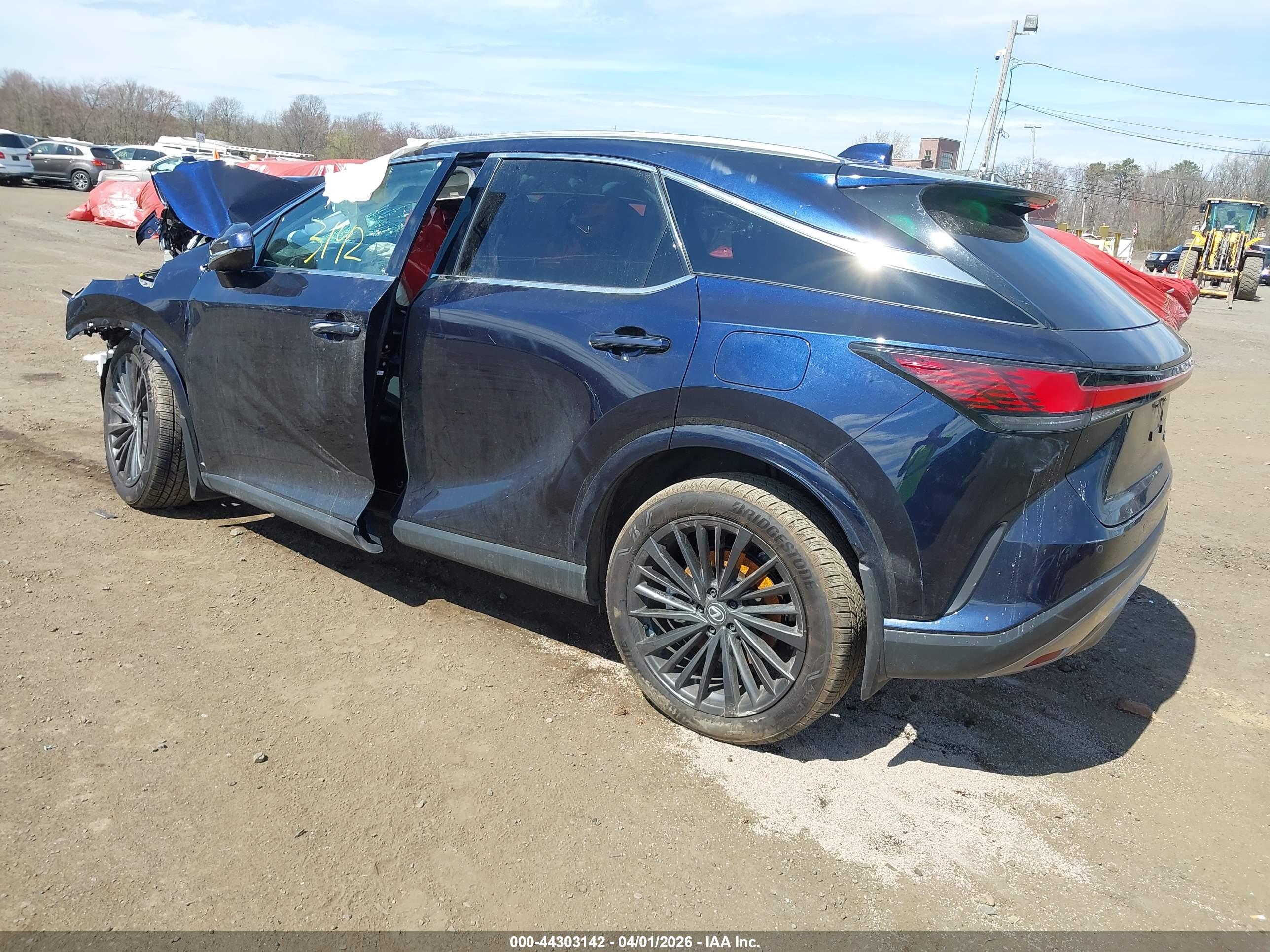 LEXUS RX image 3