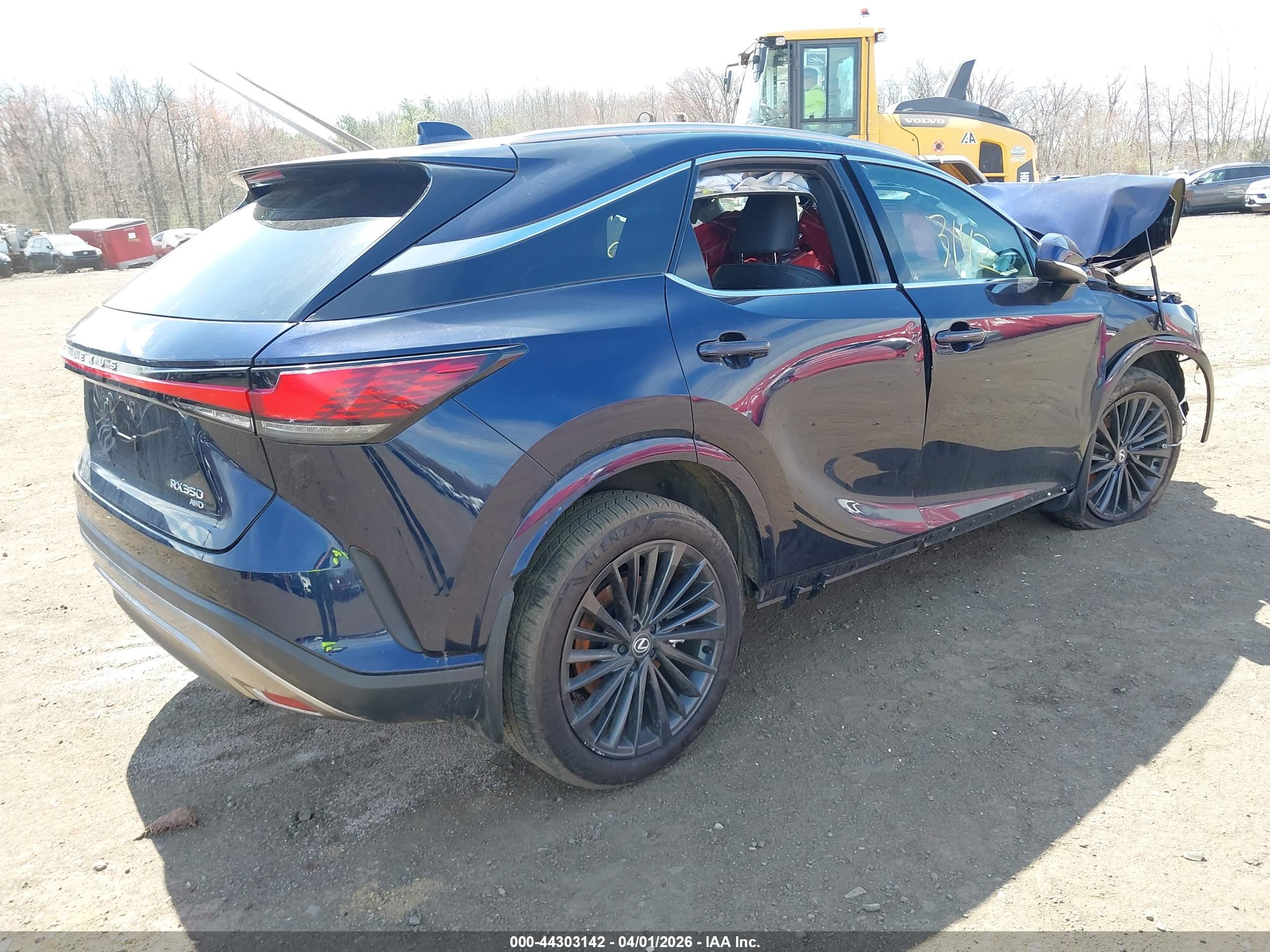 LEXUS RX image 4