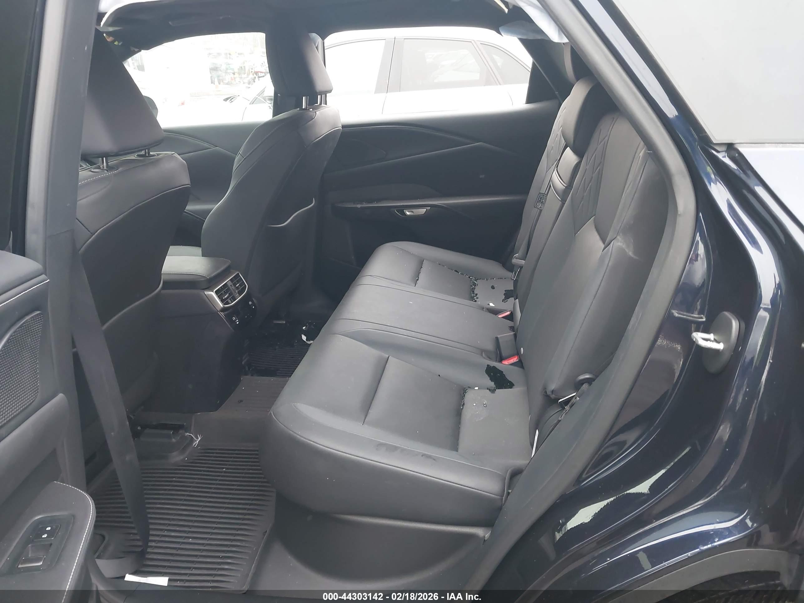 LEXUS RX image 8