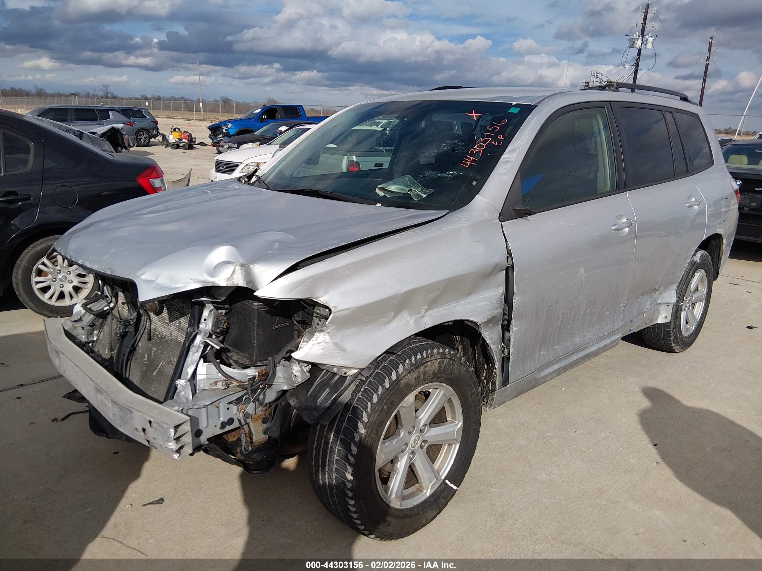 TOYOTA HIGHLANDER image 2