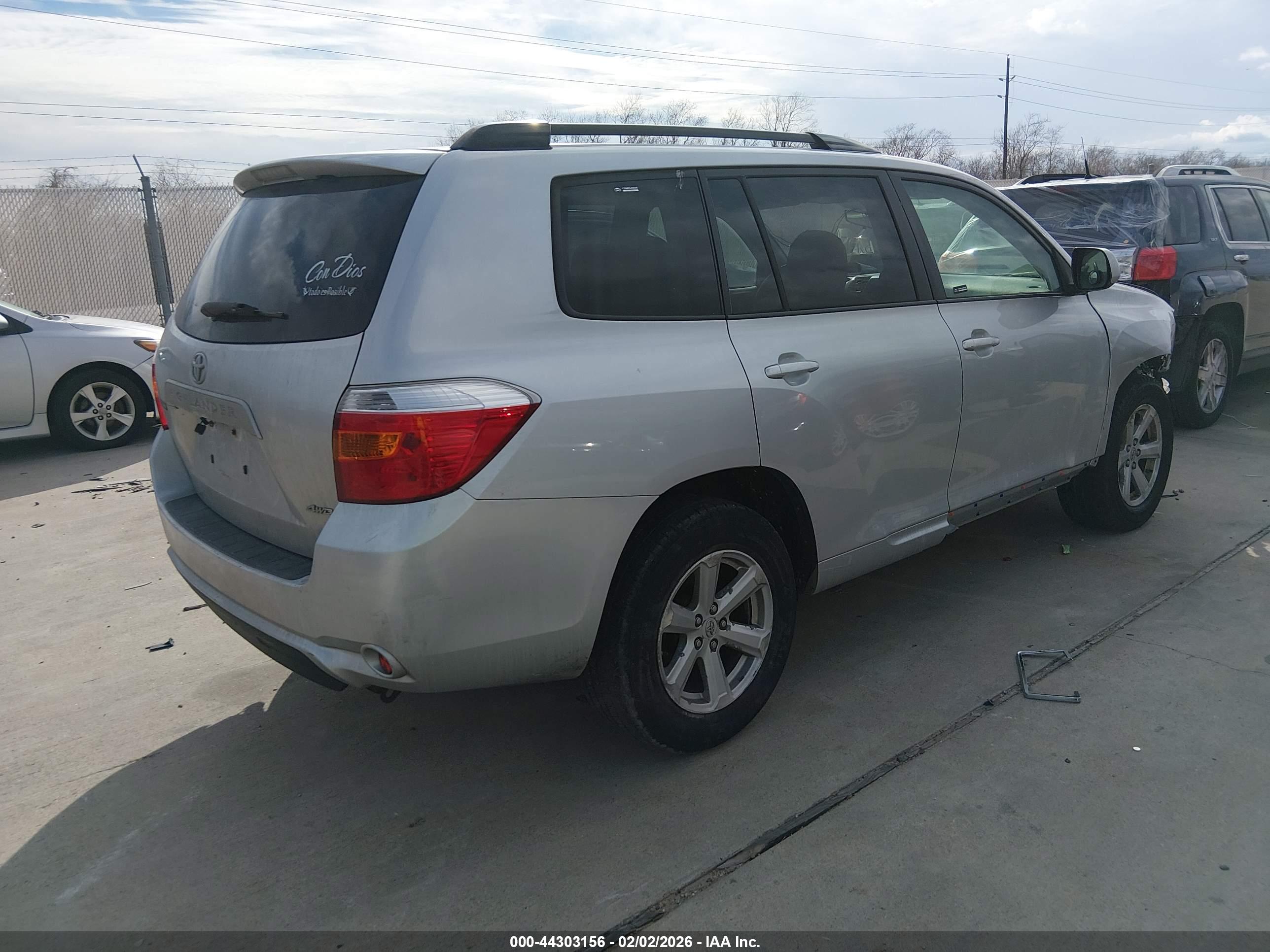 TOYOTA HIGHLANDER image 4
