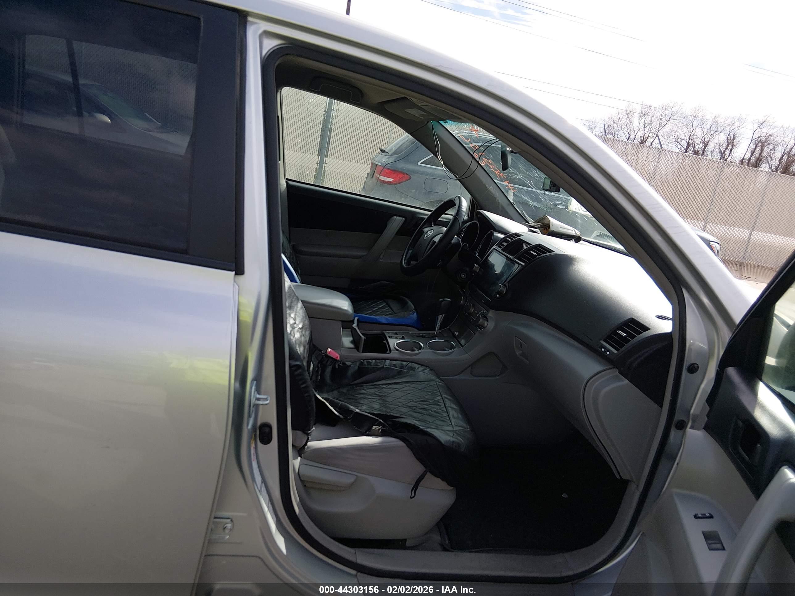 TOYOTA HIGHLANDER image 5