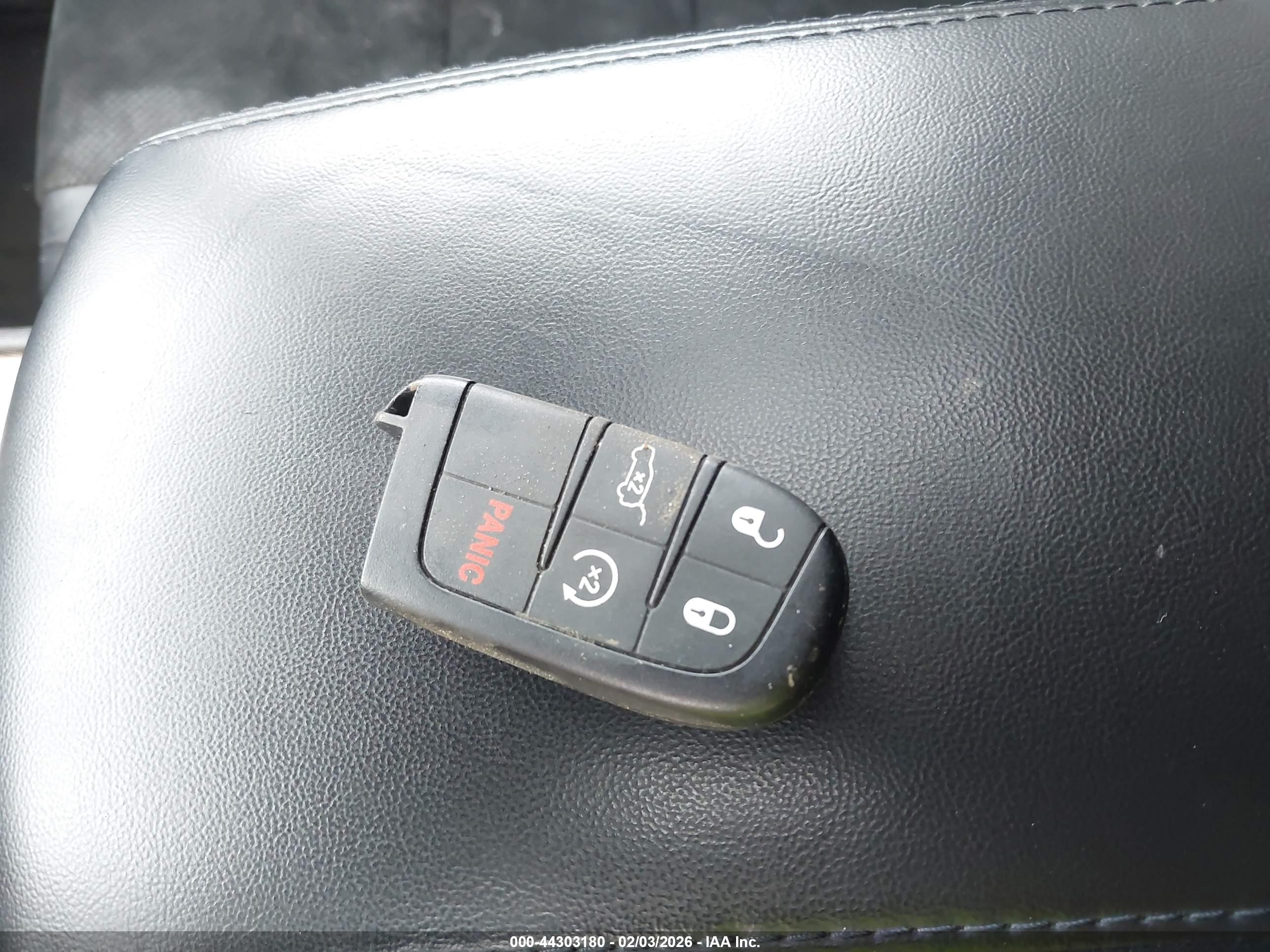 JEEP GRAND image 11