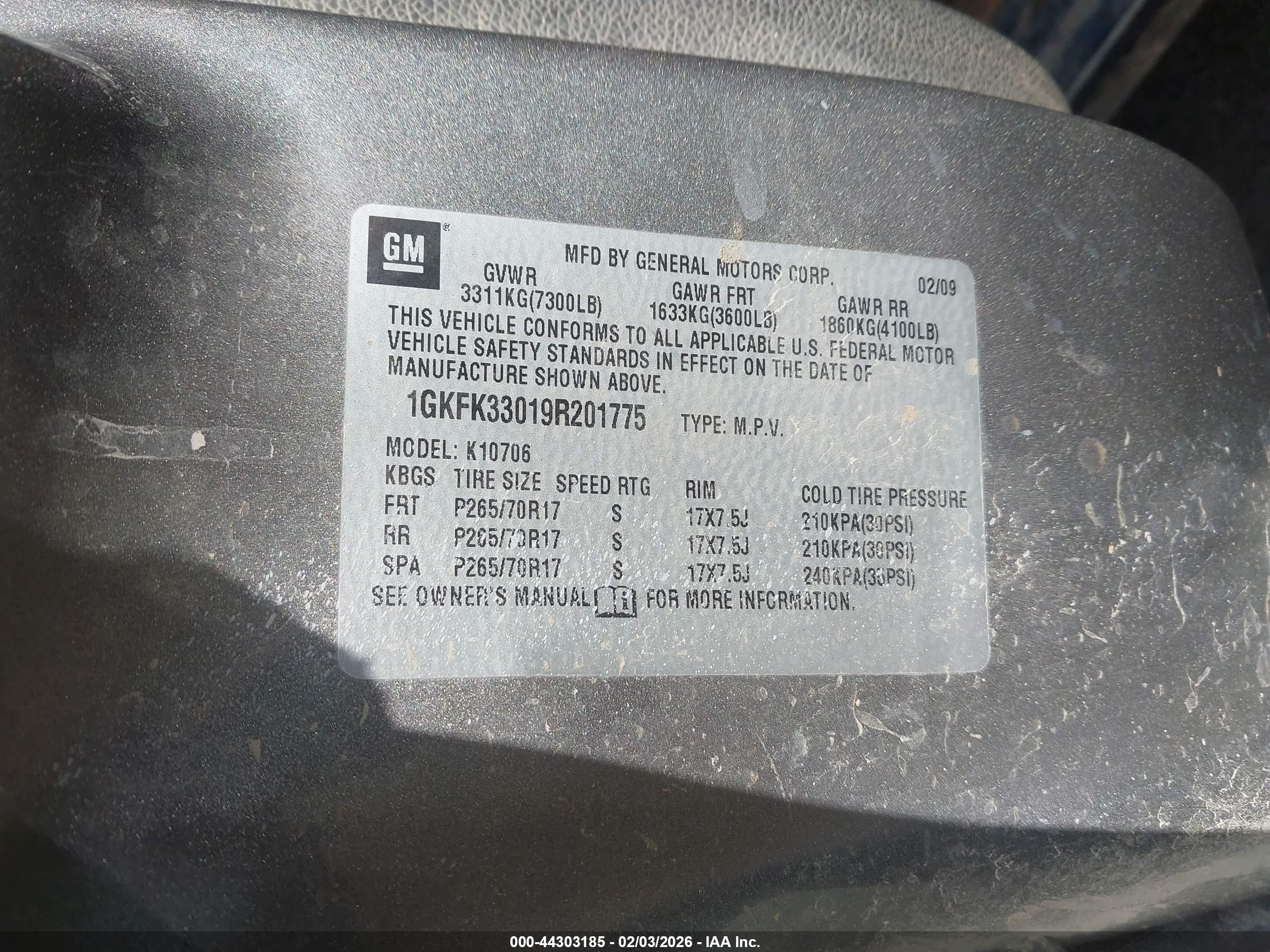 GMC YUKON image 9