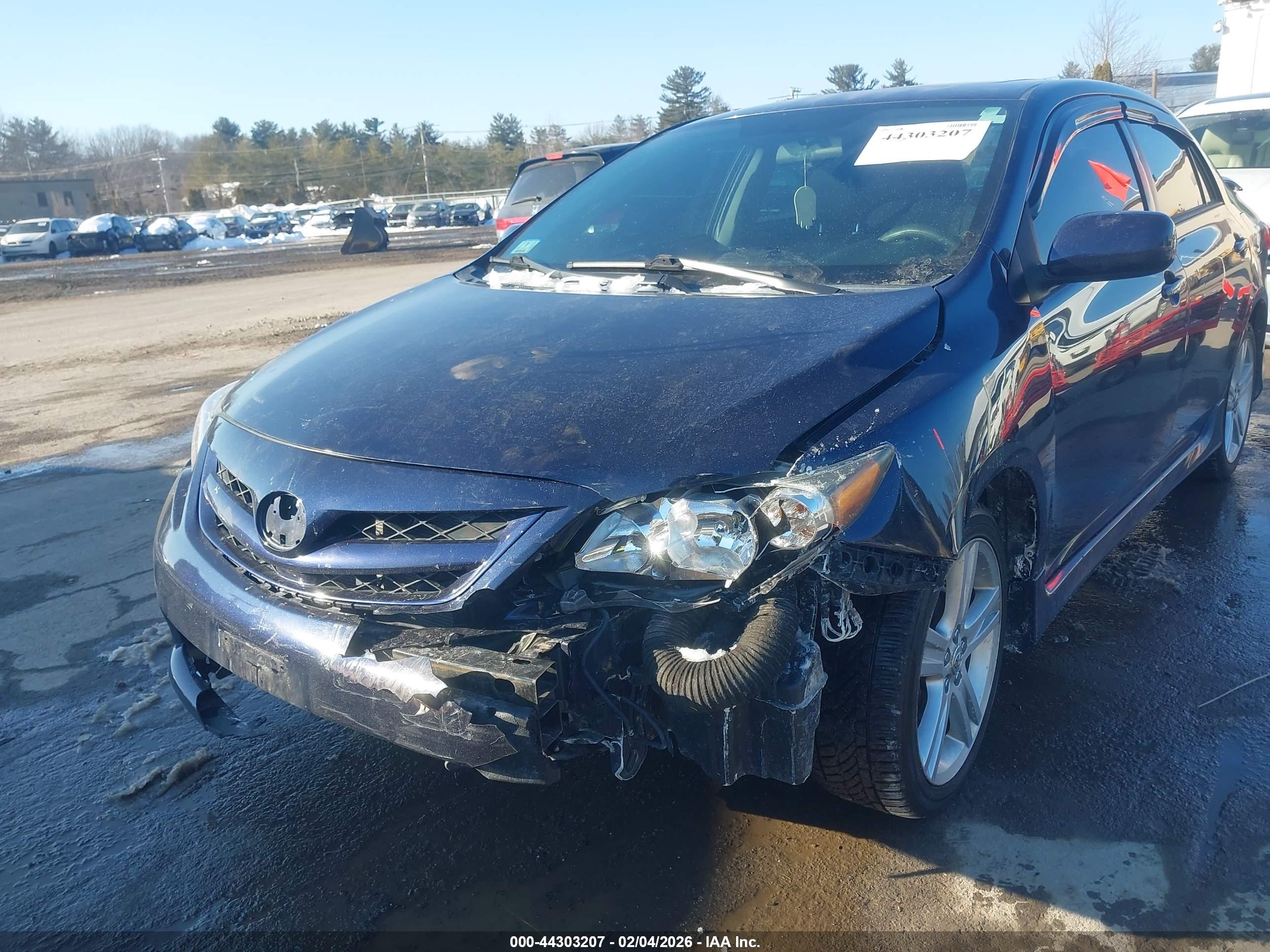 TOYOTA COROLLA image 6