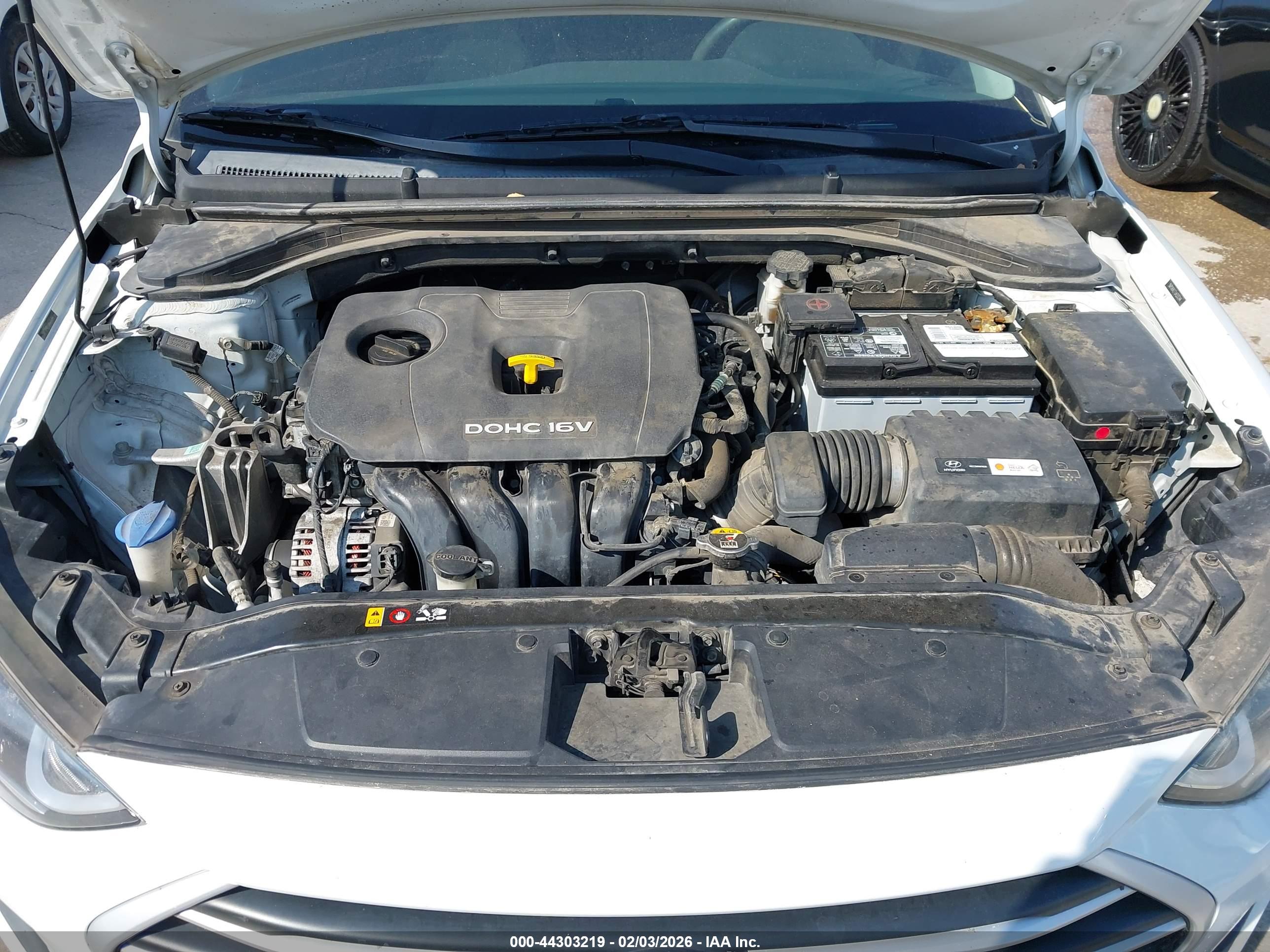 HYUNDAI ELANTRA image 10