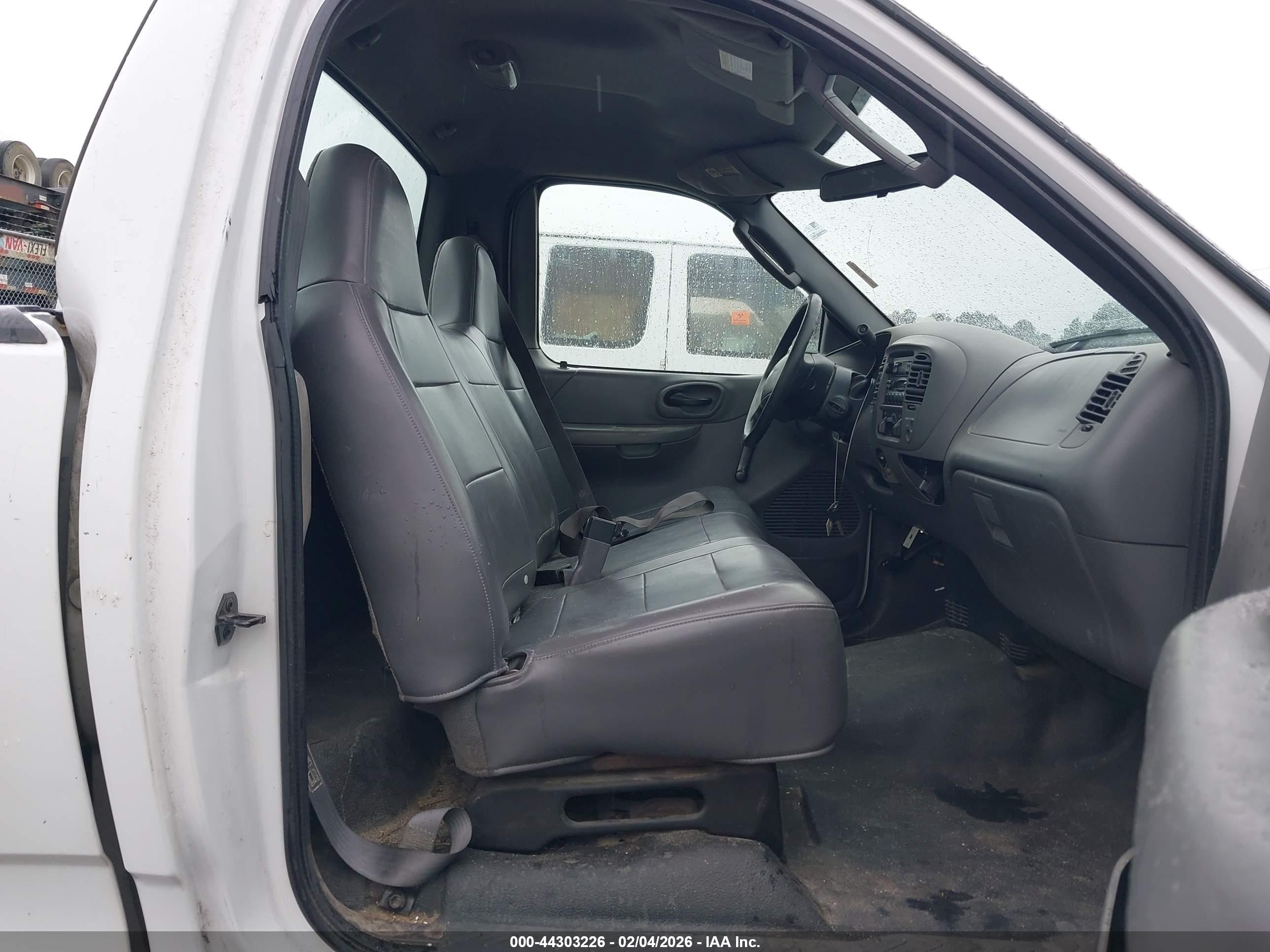 FORD F-150 image 5