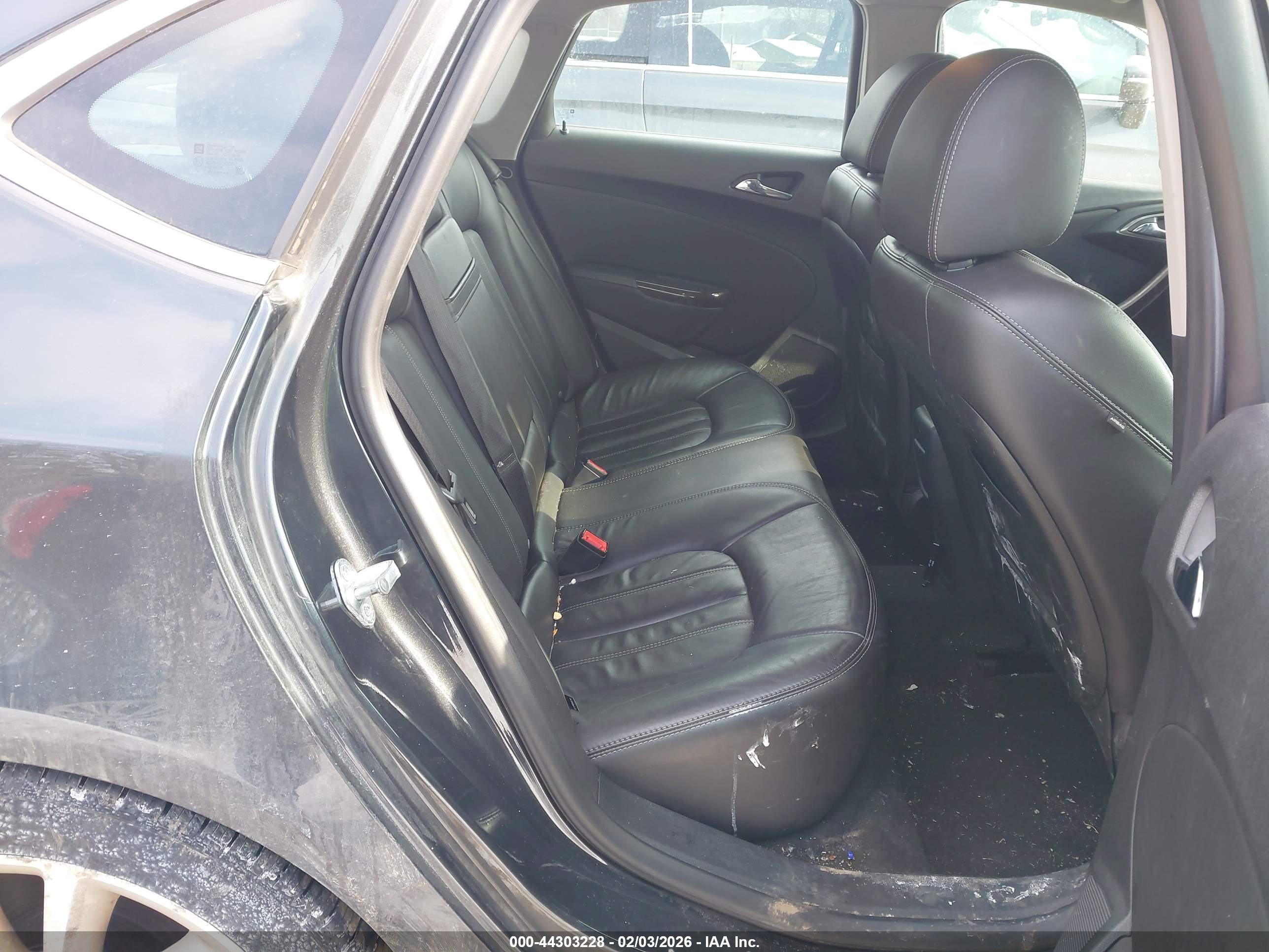 BUICK VERANO image 8