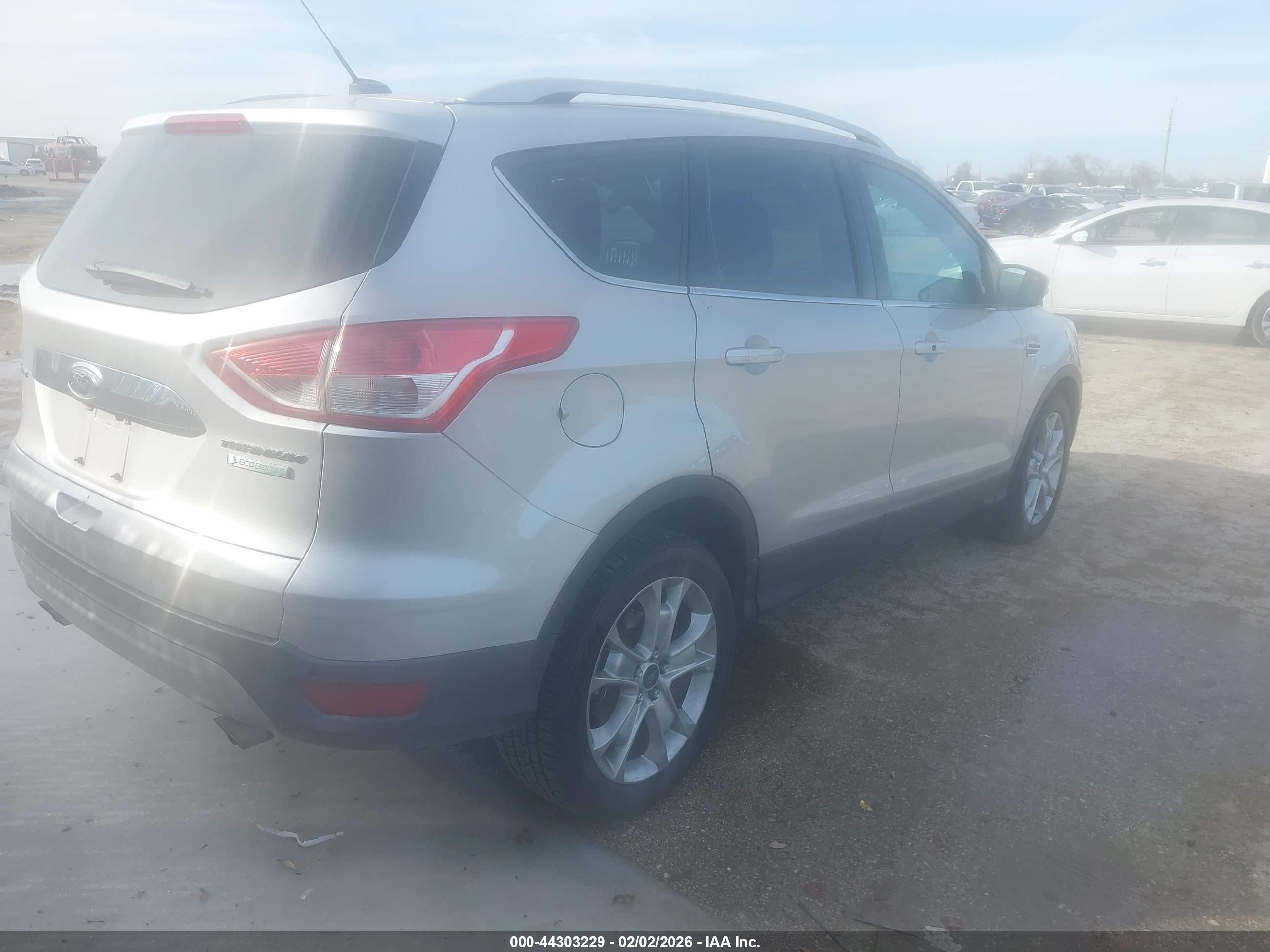 FORD ESCAPE image 4