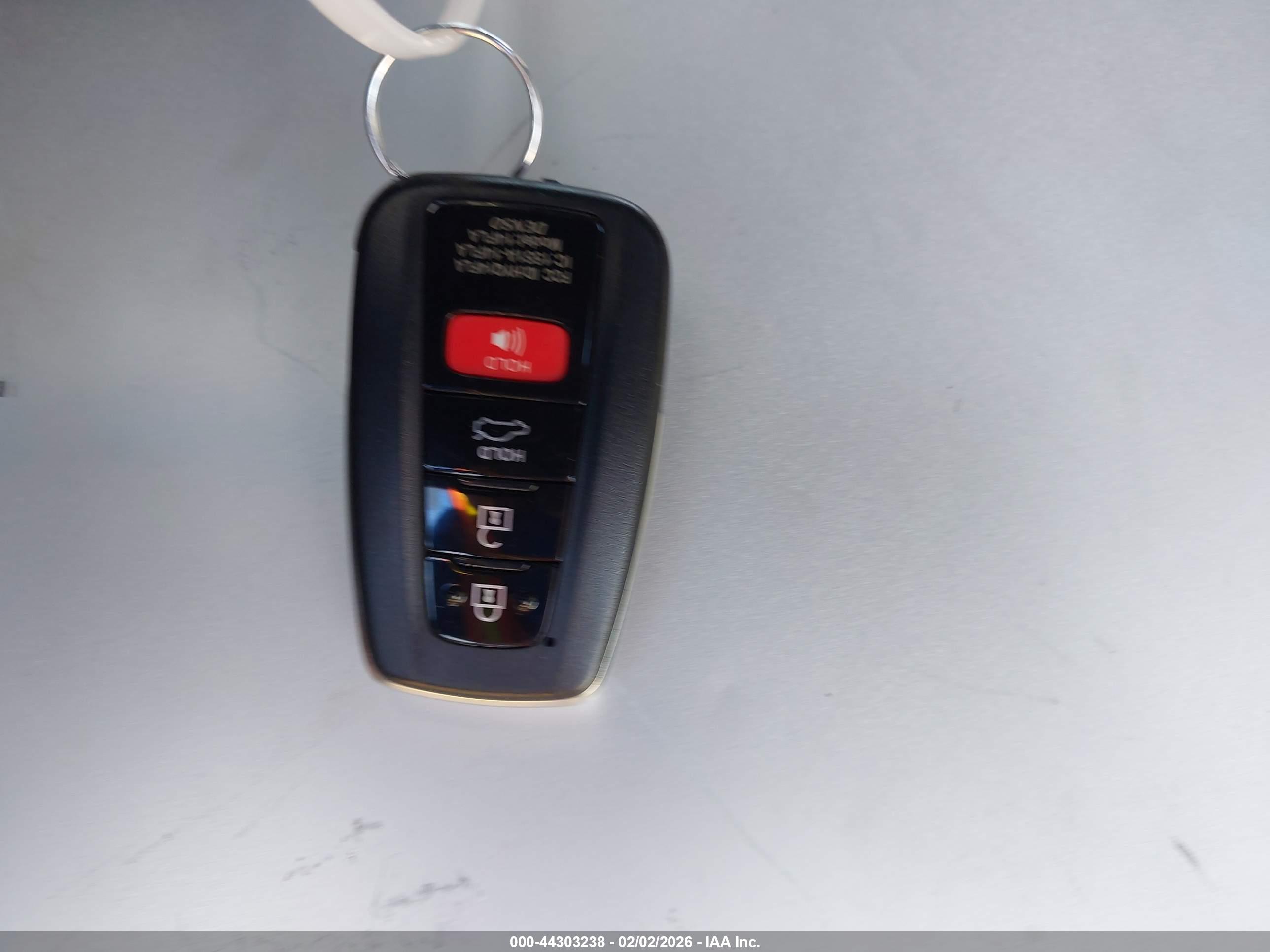 TOYOTA MIRAI image 11