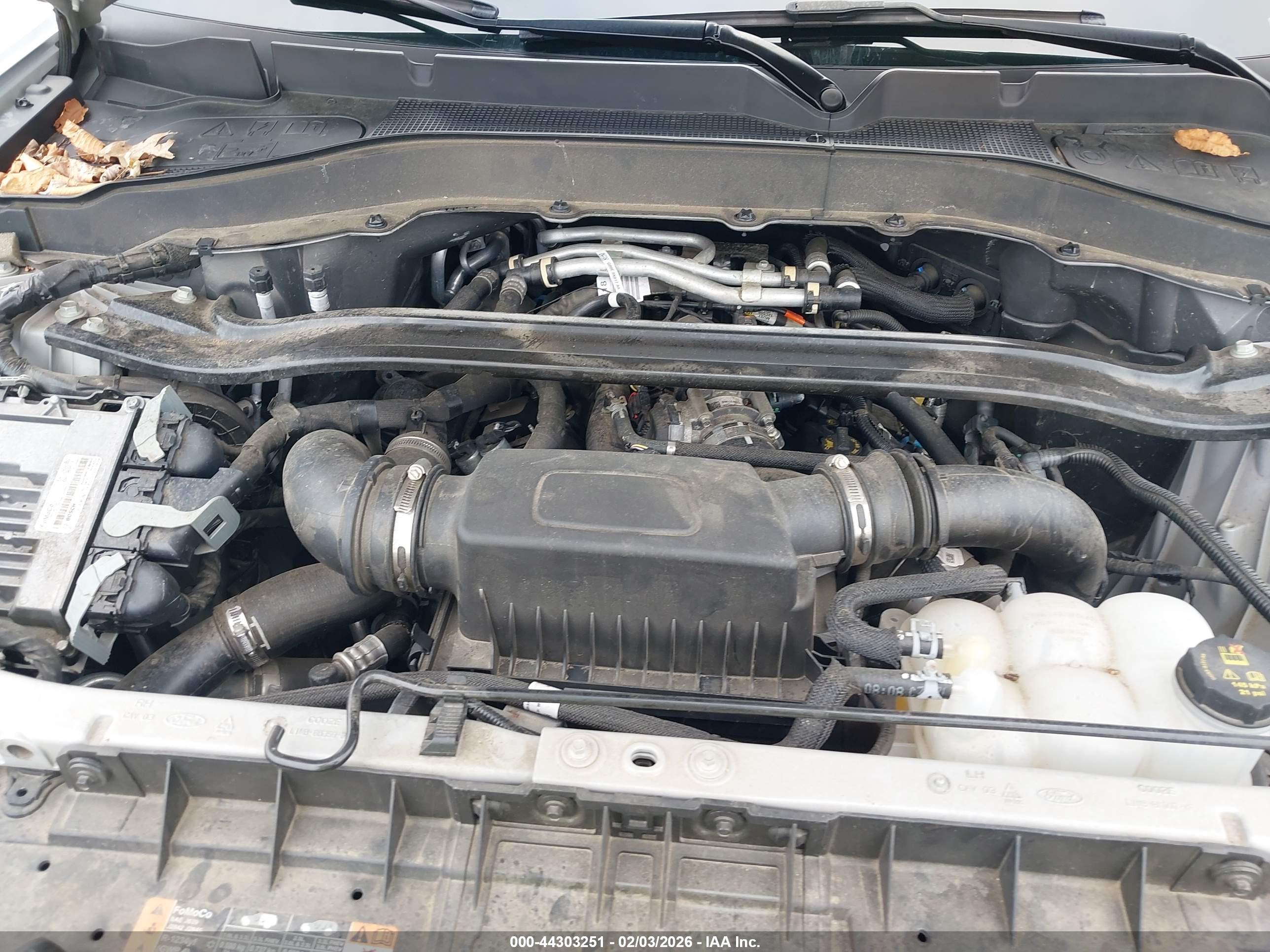 FORD EXPLORER image 10