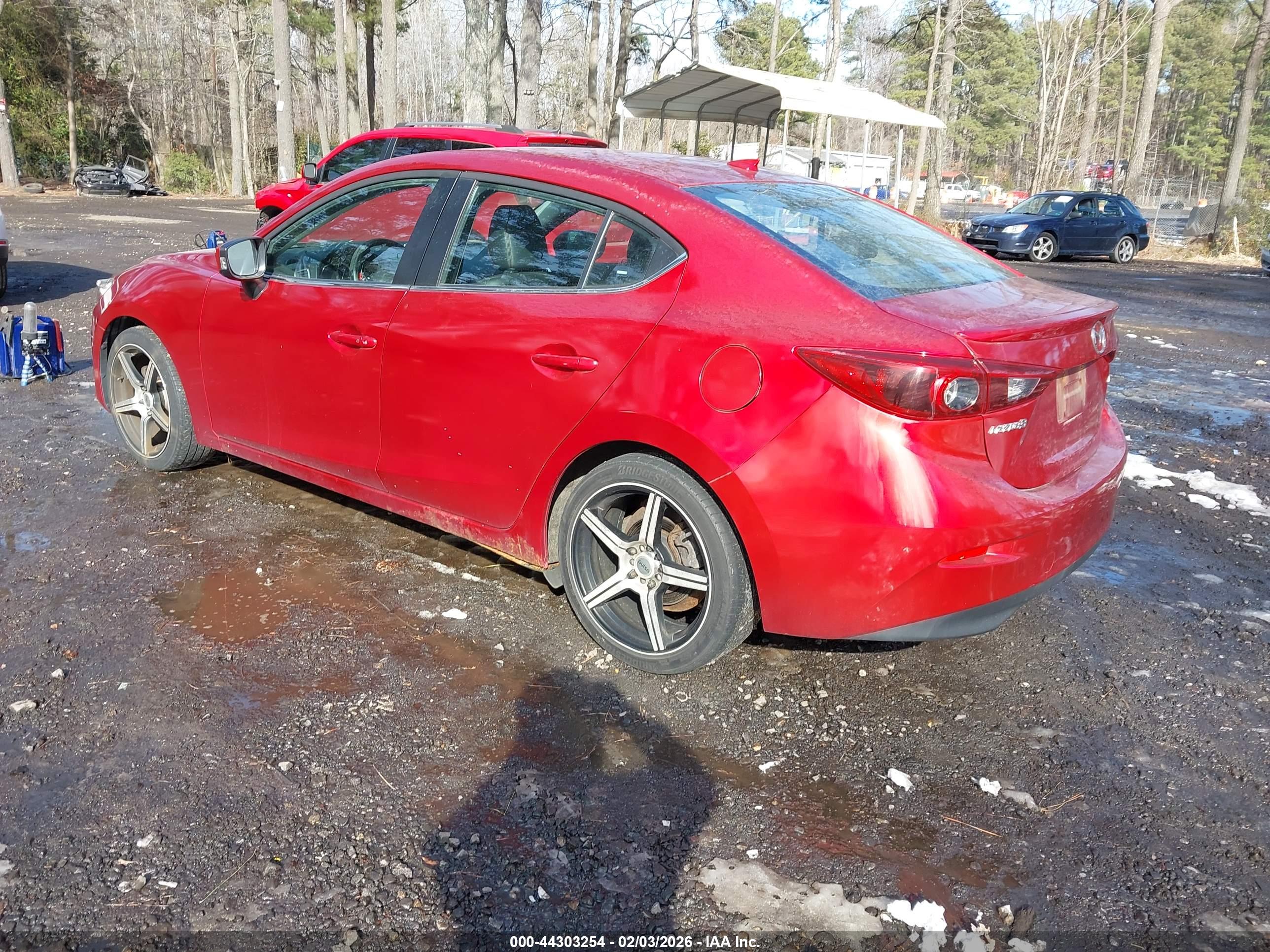 MAZDA MAZDA3 image 3