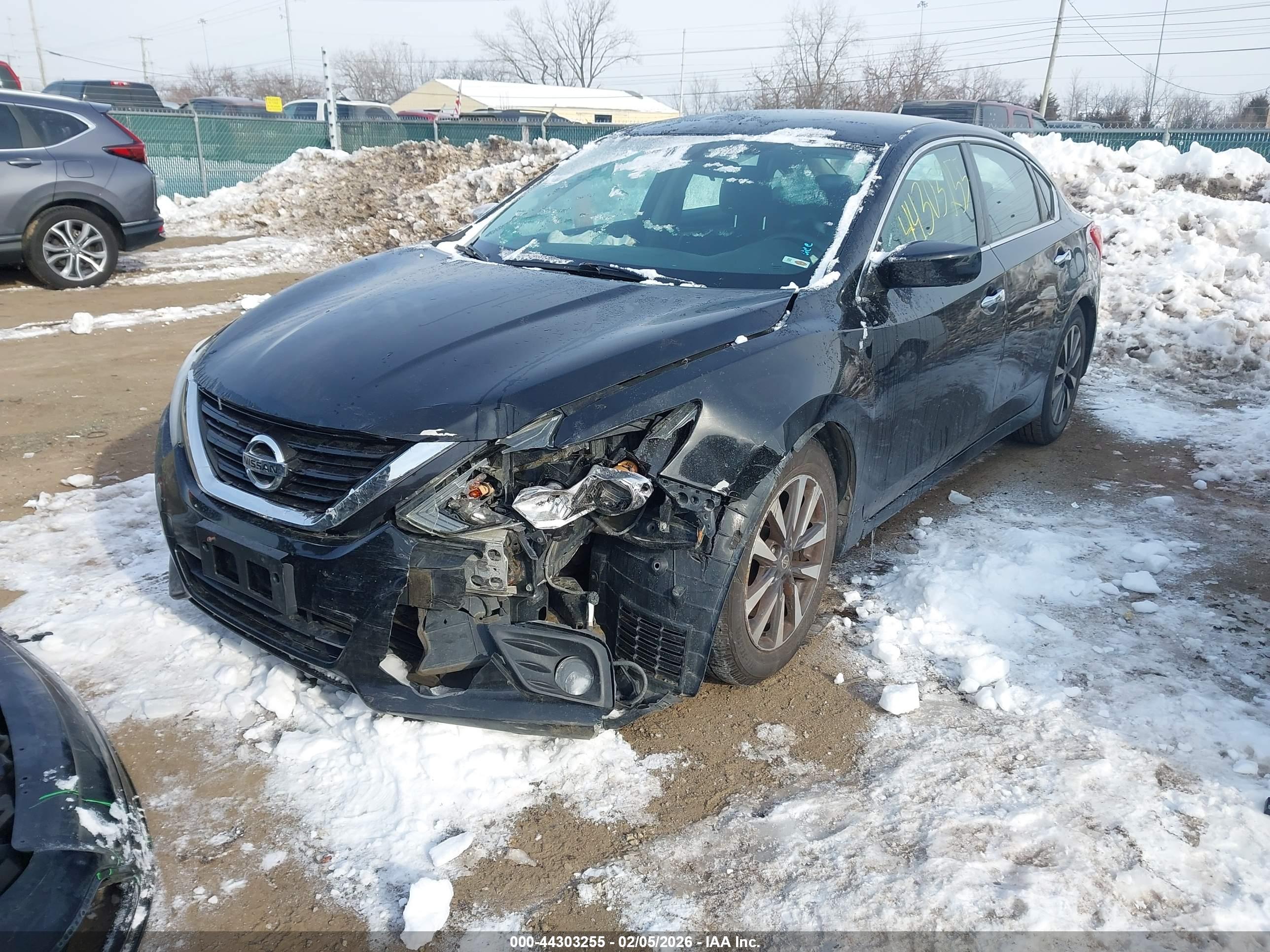 NISSAN ALTIMA image 6