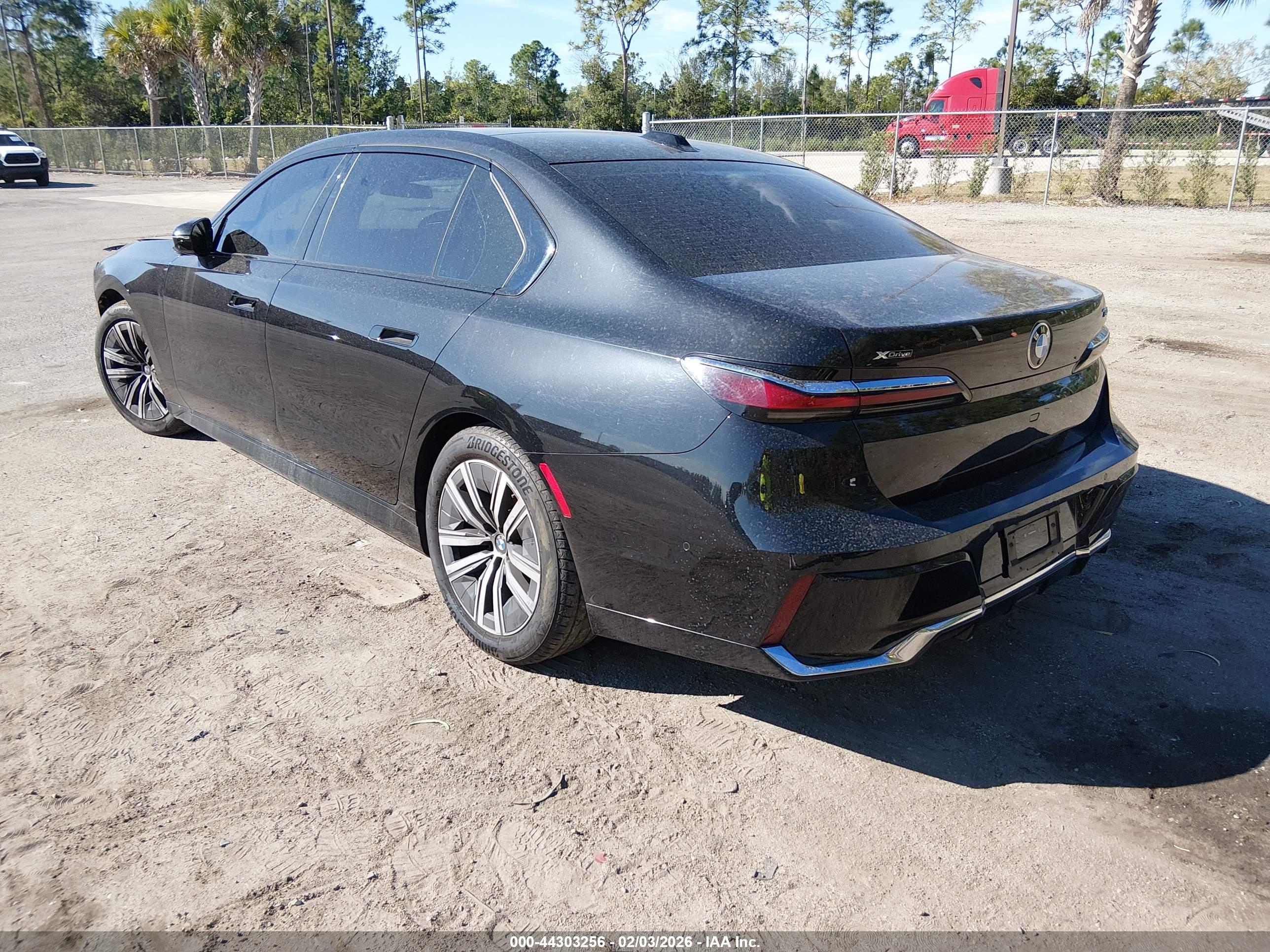 BMW 740I image 3