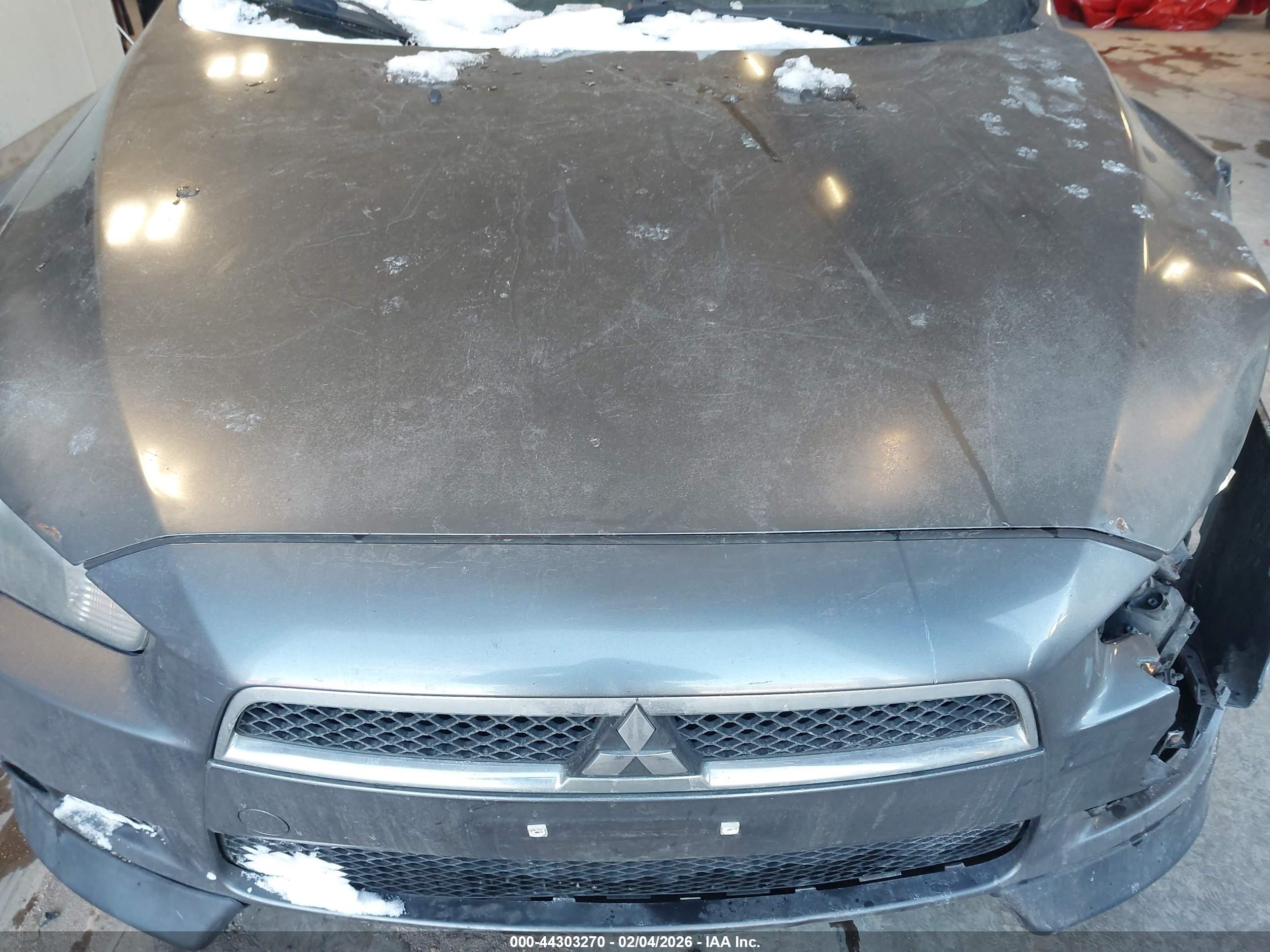 MITSUBISHI LANCER image 10