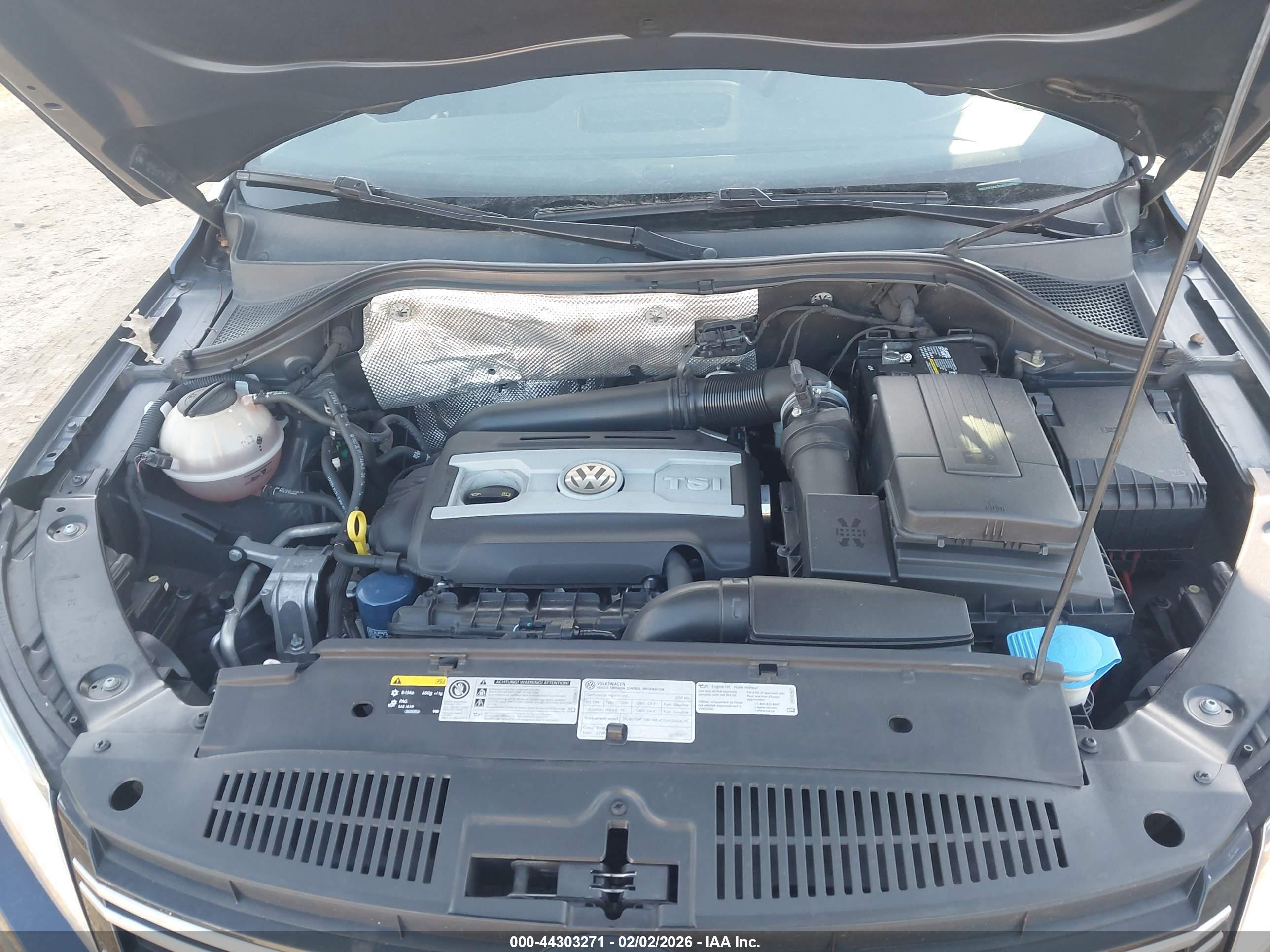 VOLKSWAGEN TIGUAN image 10