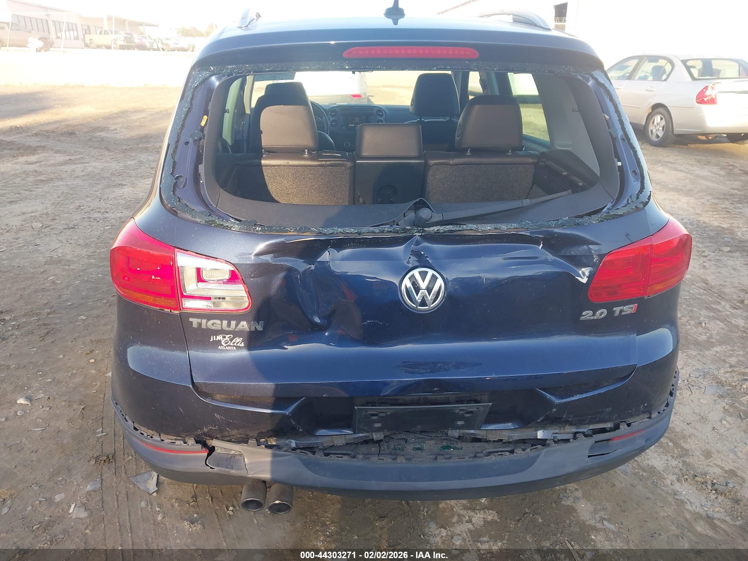 VOLKSWAGEN TIGUAN image 6
