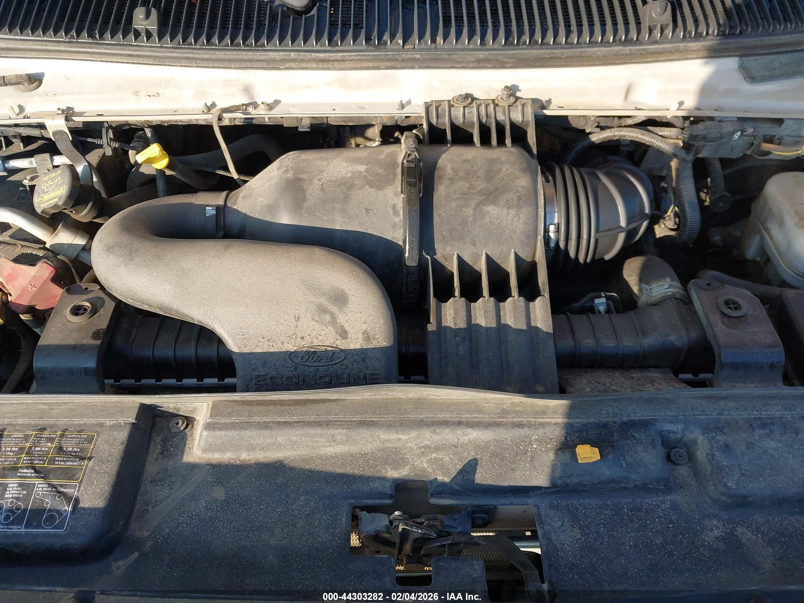 FORD E-150 image 10