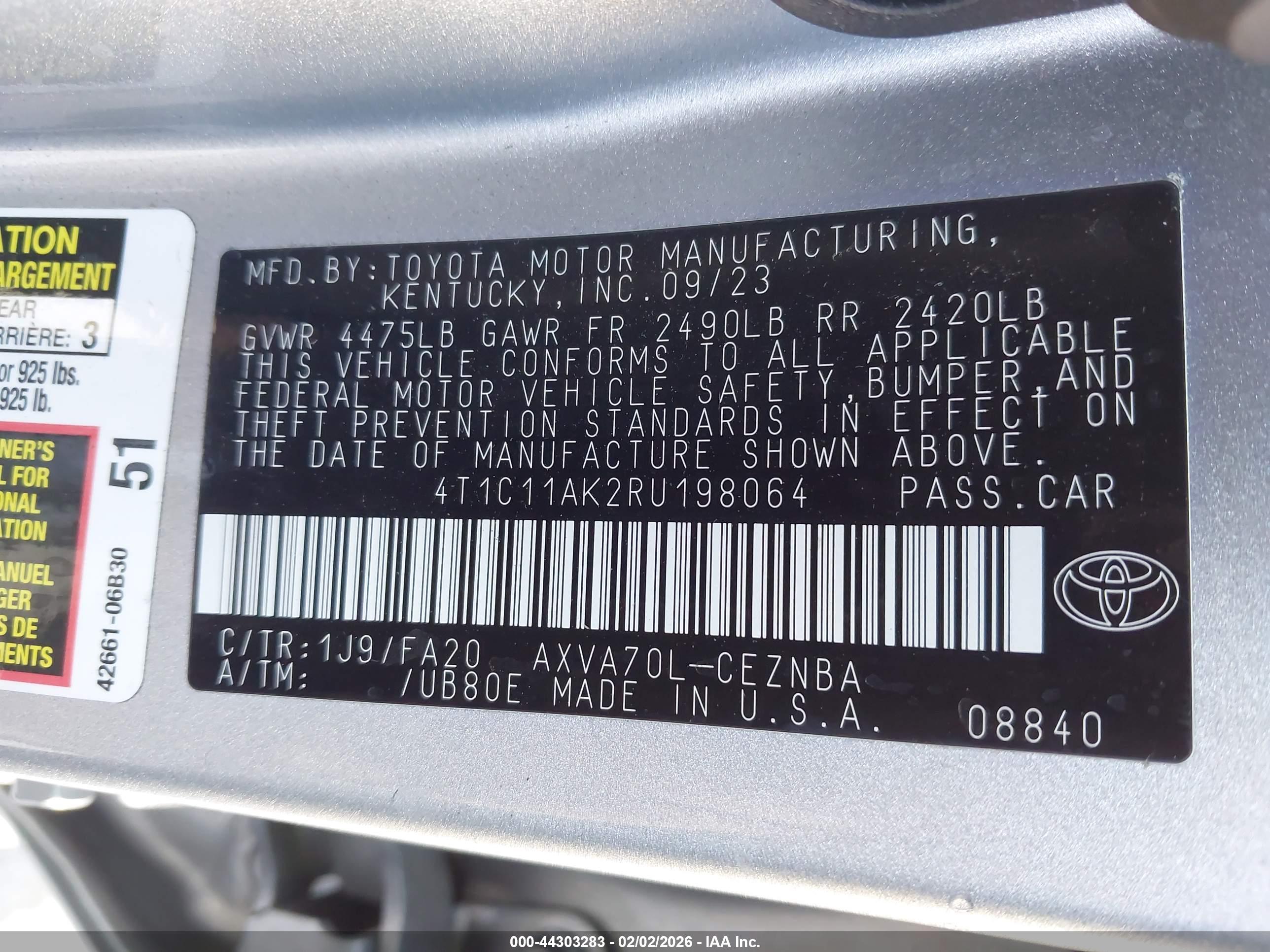 TOYOTA CAMRY image 9