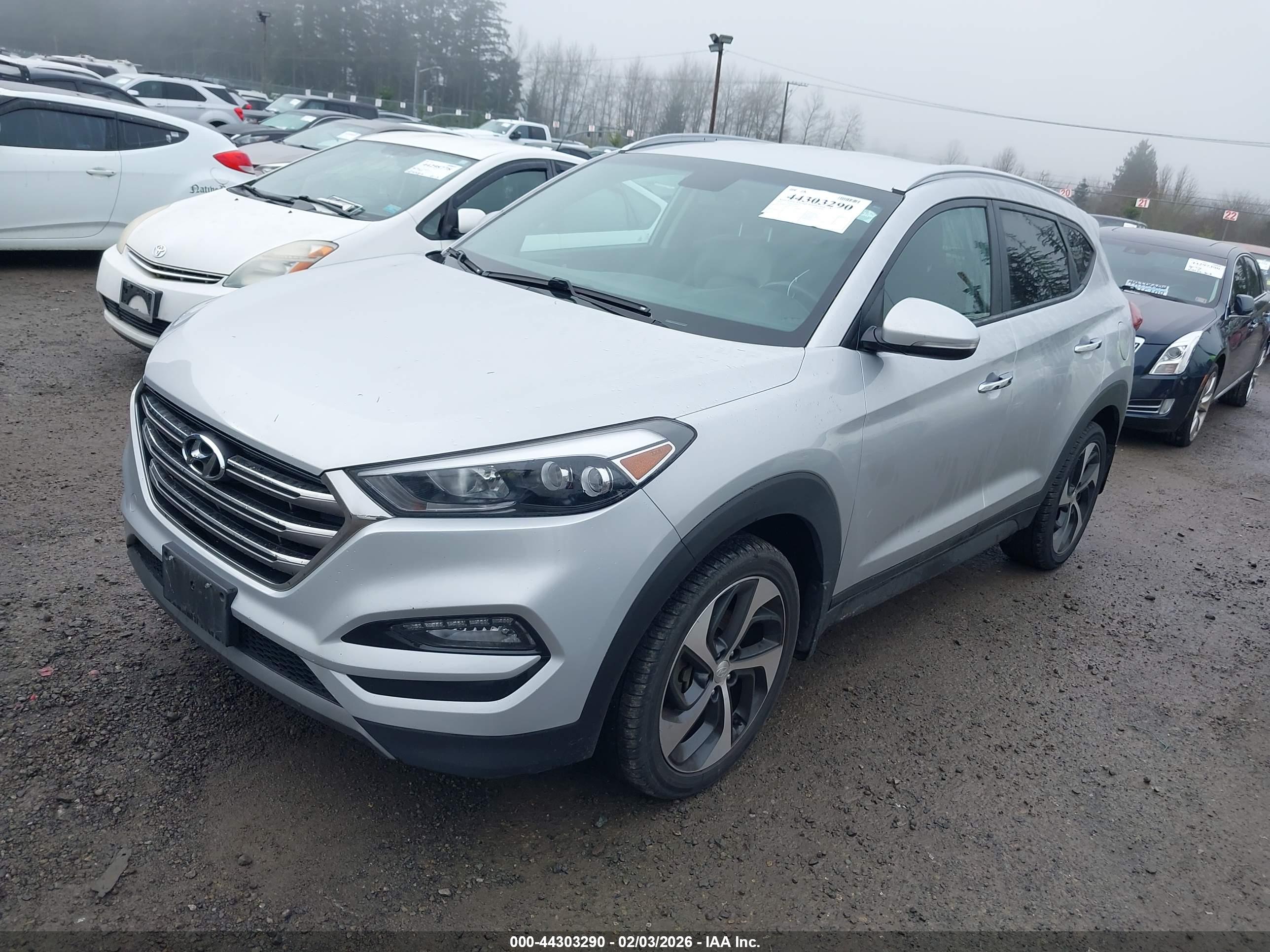 HYUNDAI TUCSON image 2
