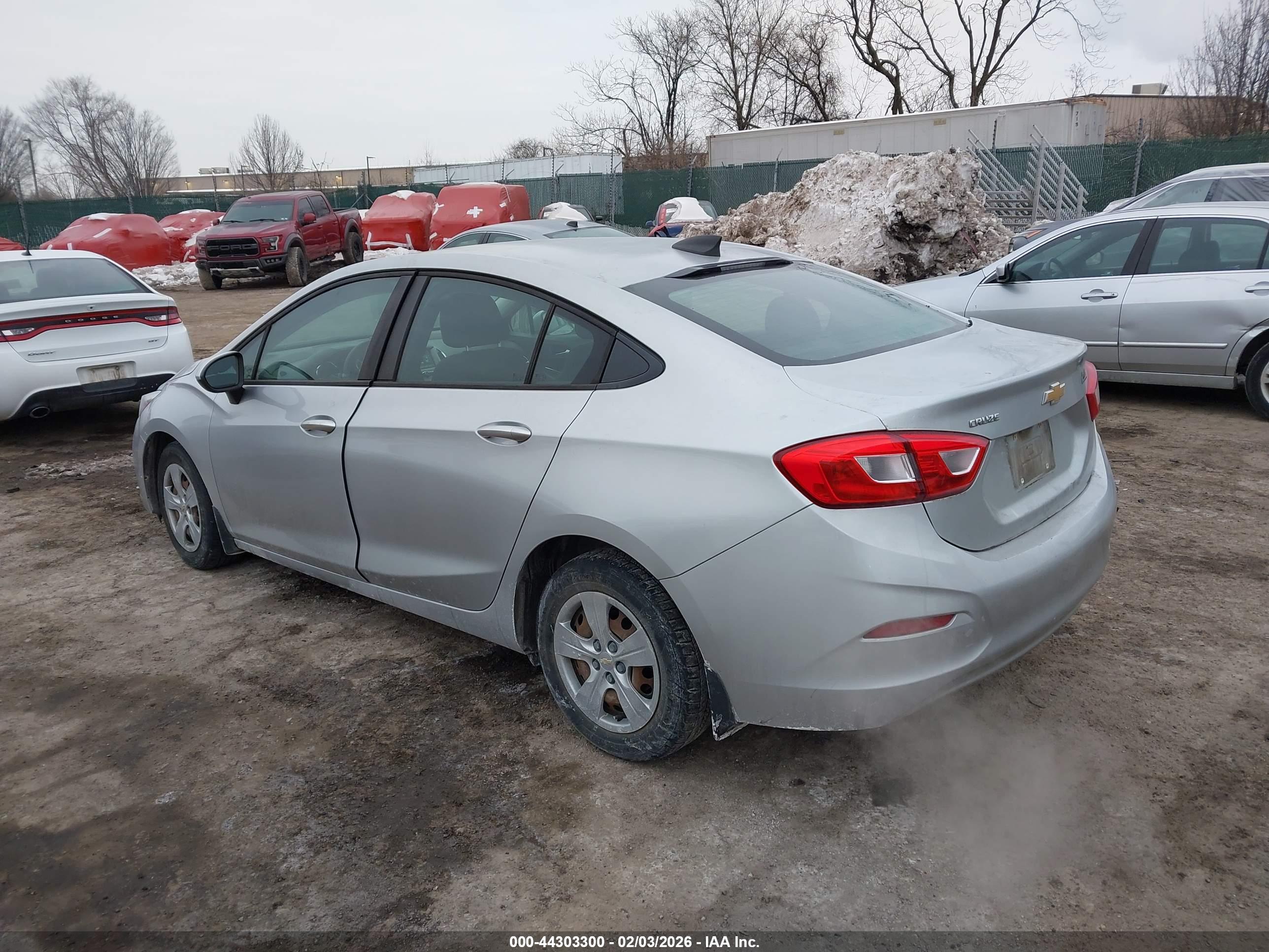 CHEVROLET CRUZE image 3