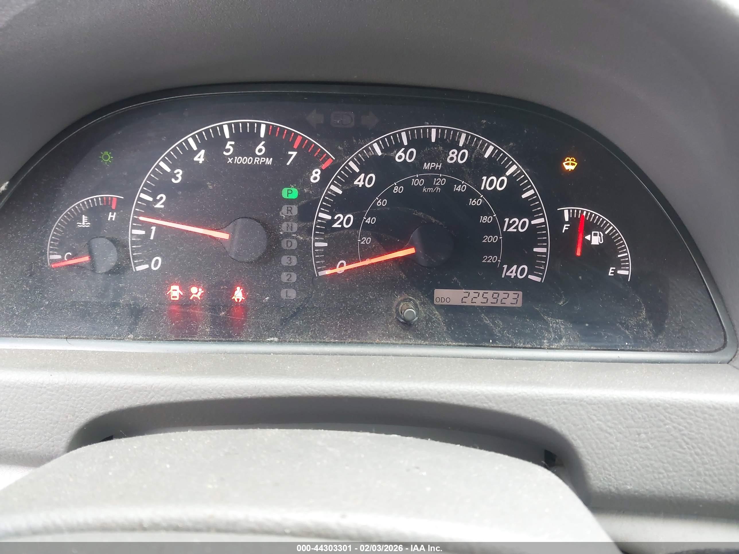TOYOTA CAMRY image 7