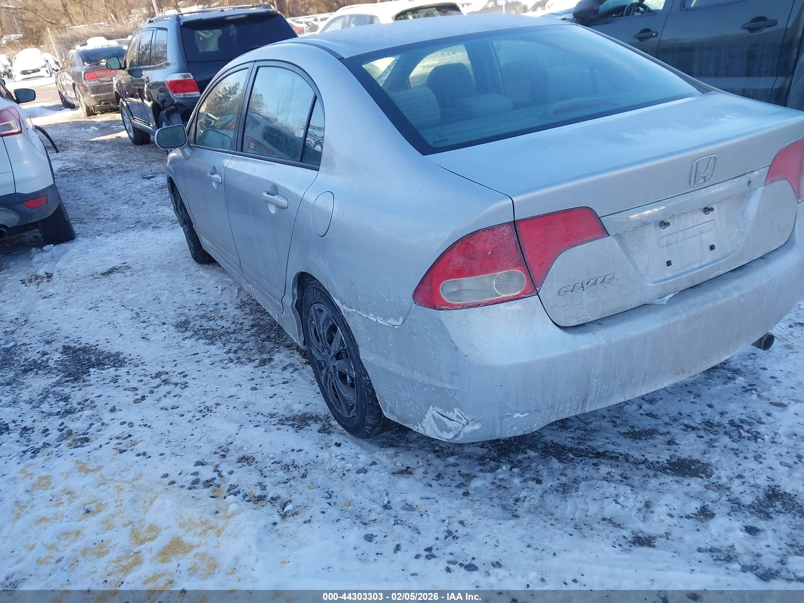 HONDA CIVIC image 3