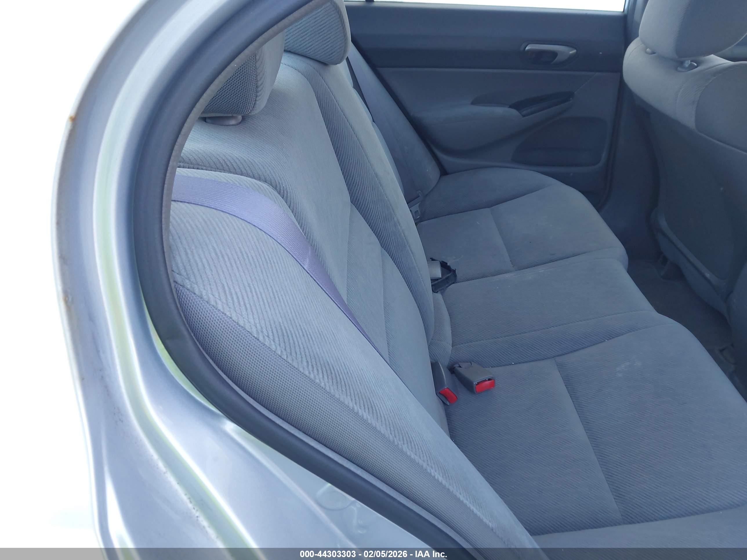 HONDA CIVIC image 8
