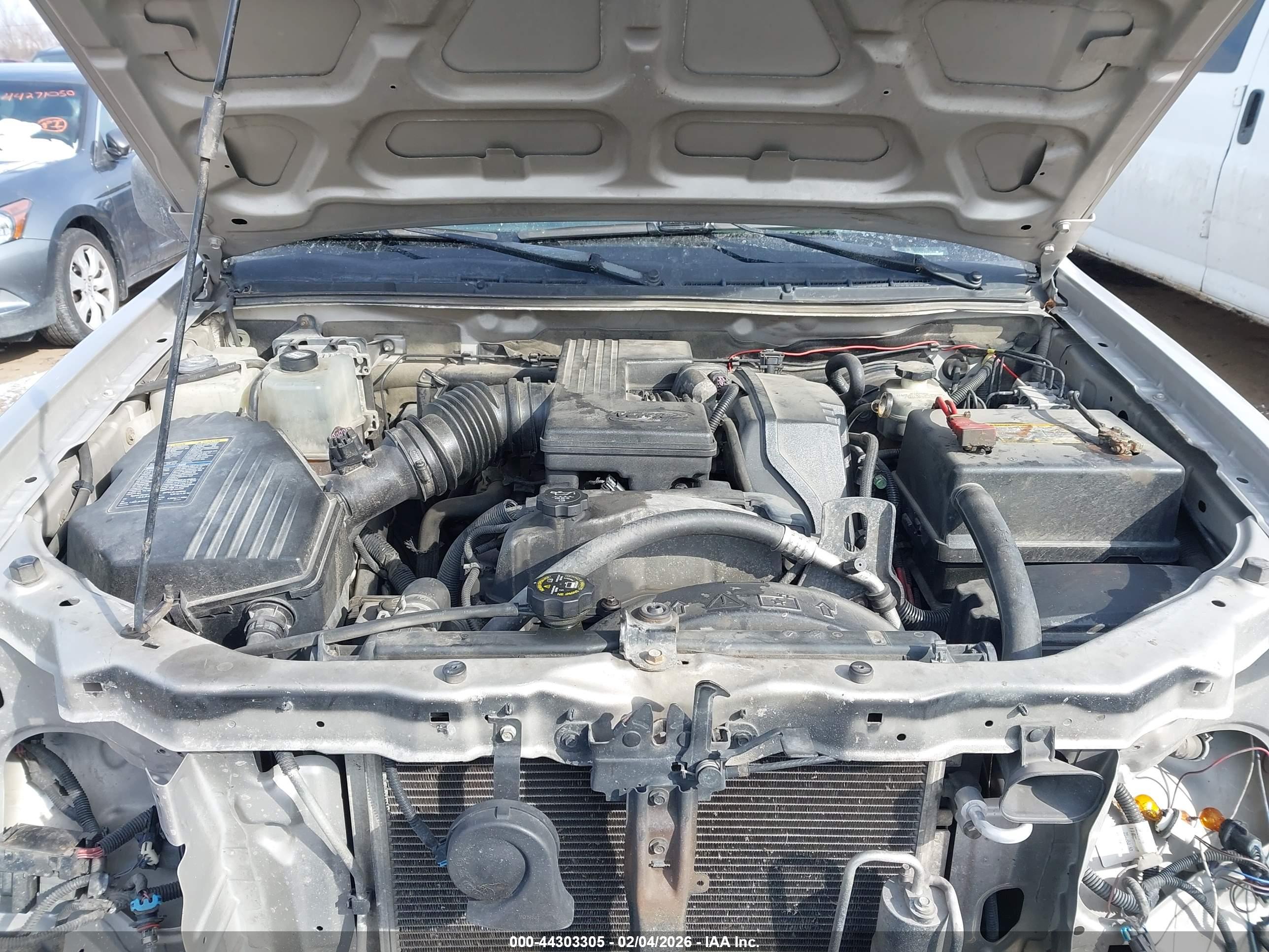 CHEVROLET COLORADO image 10