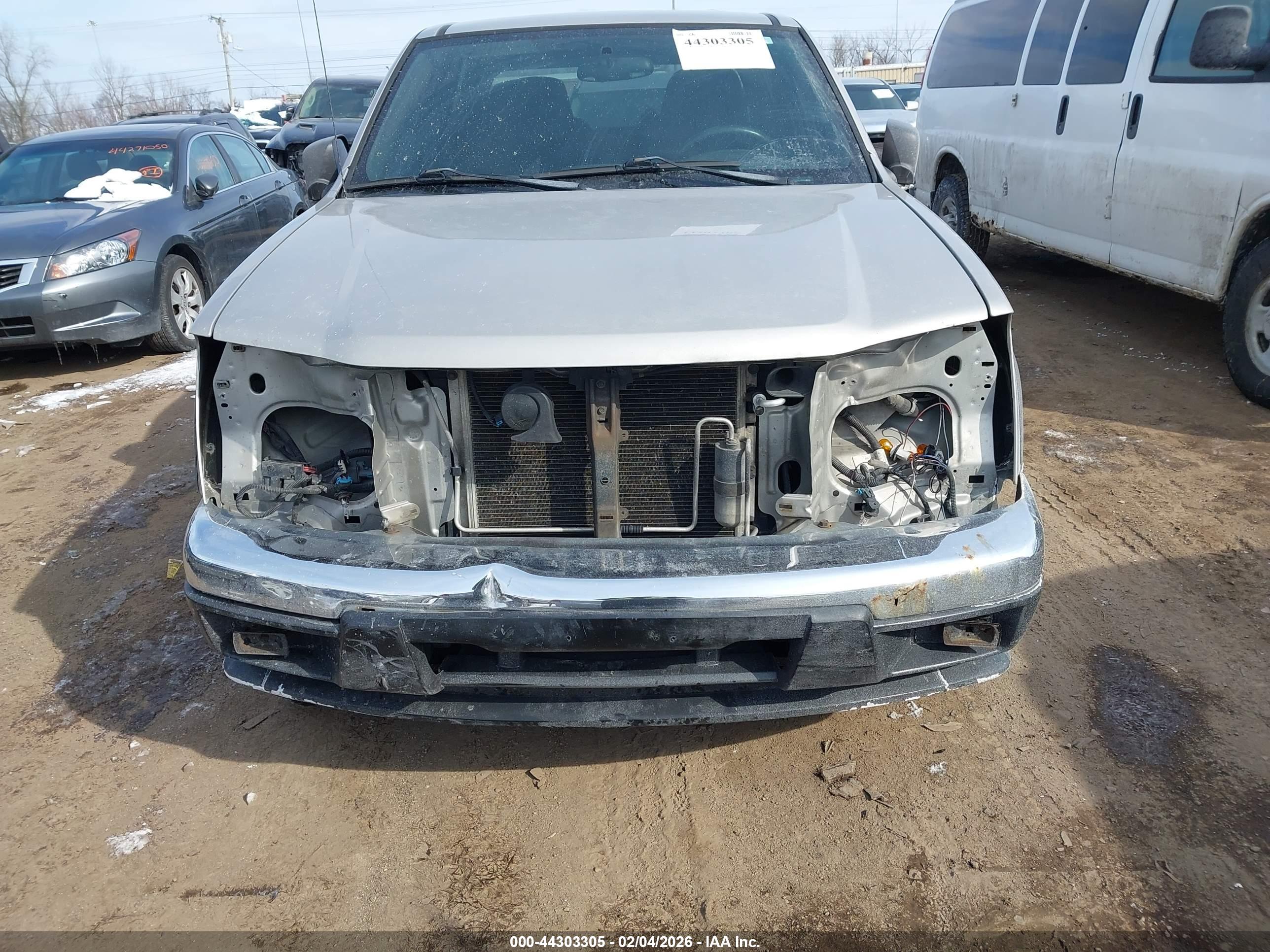 CHEVROLET COLORADO image 6