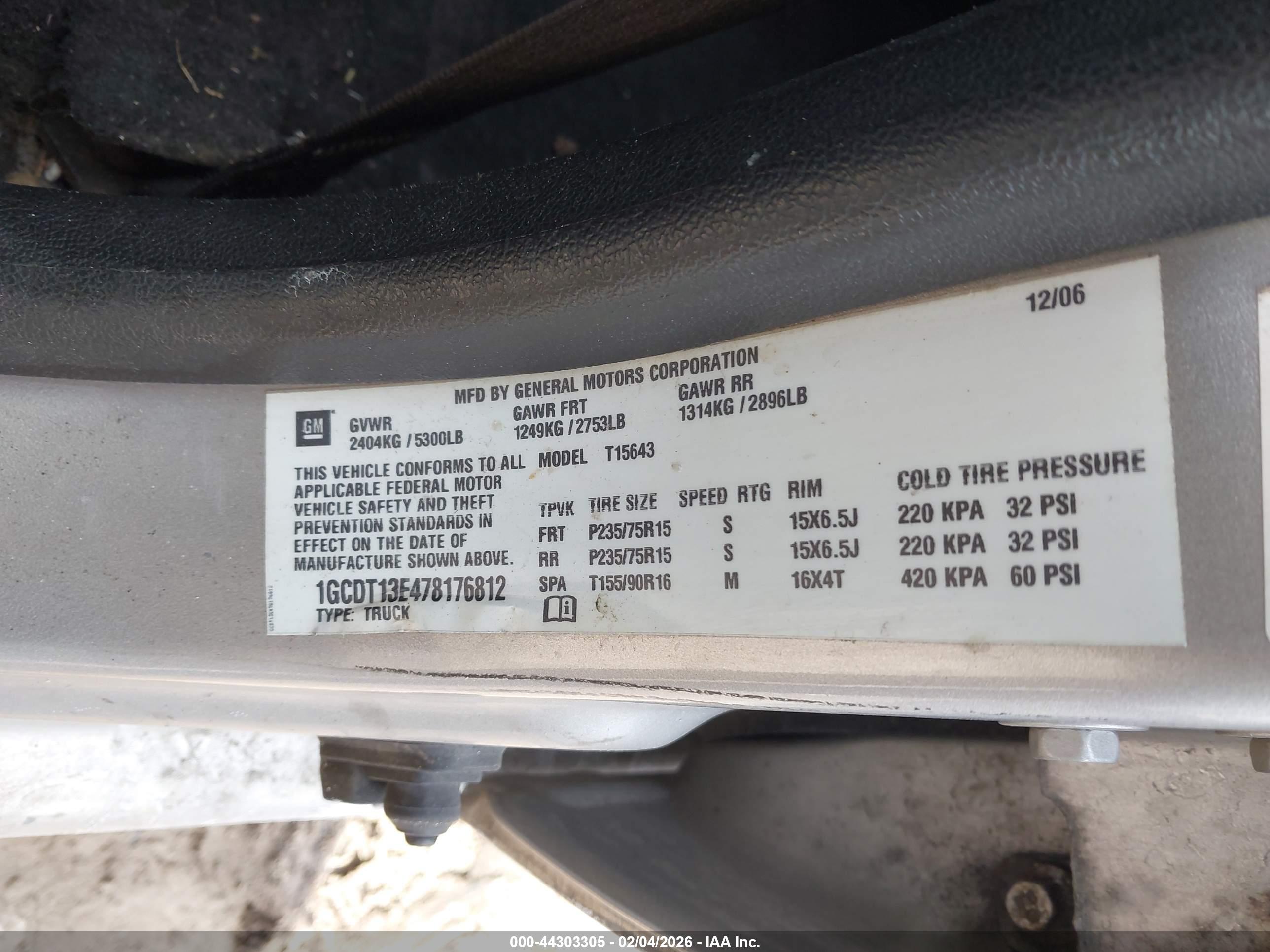 CHEVROLET COLORADO image 9