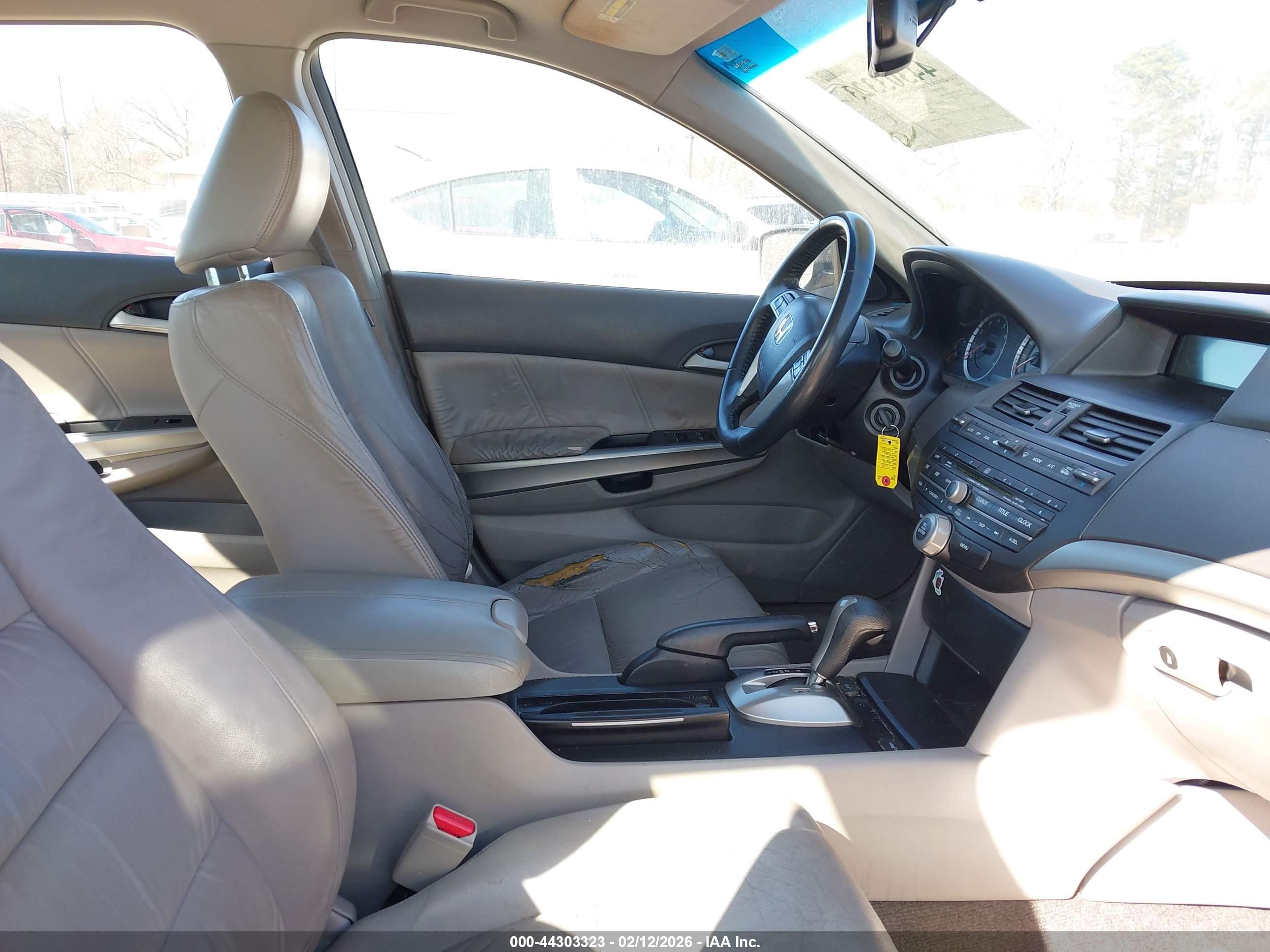 HONDA ACCORD image 5