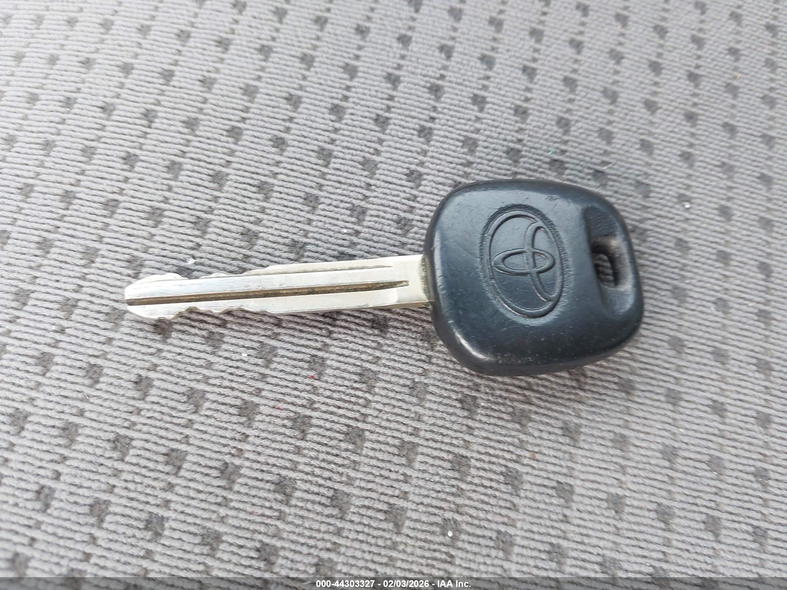 TOYOTA SIENNA image 11