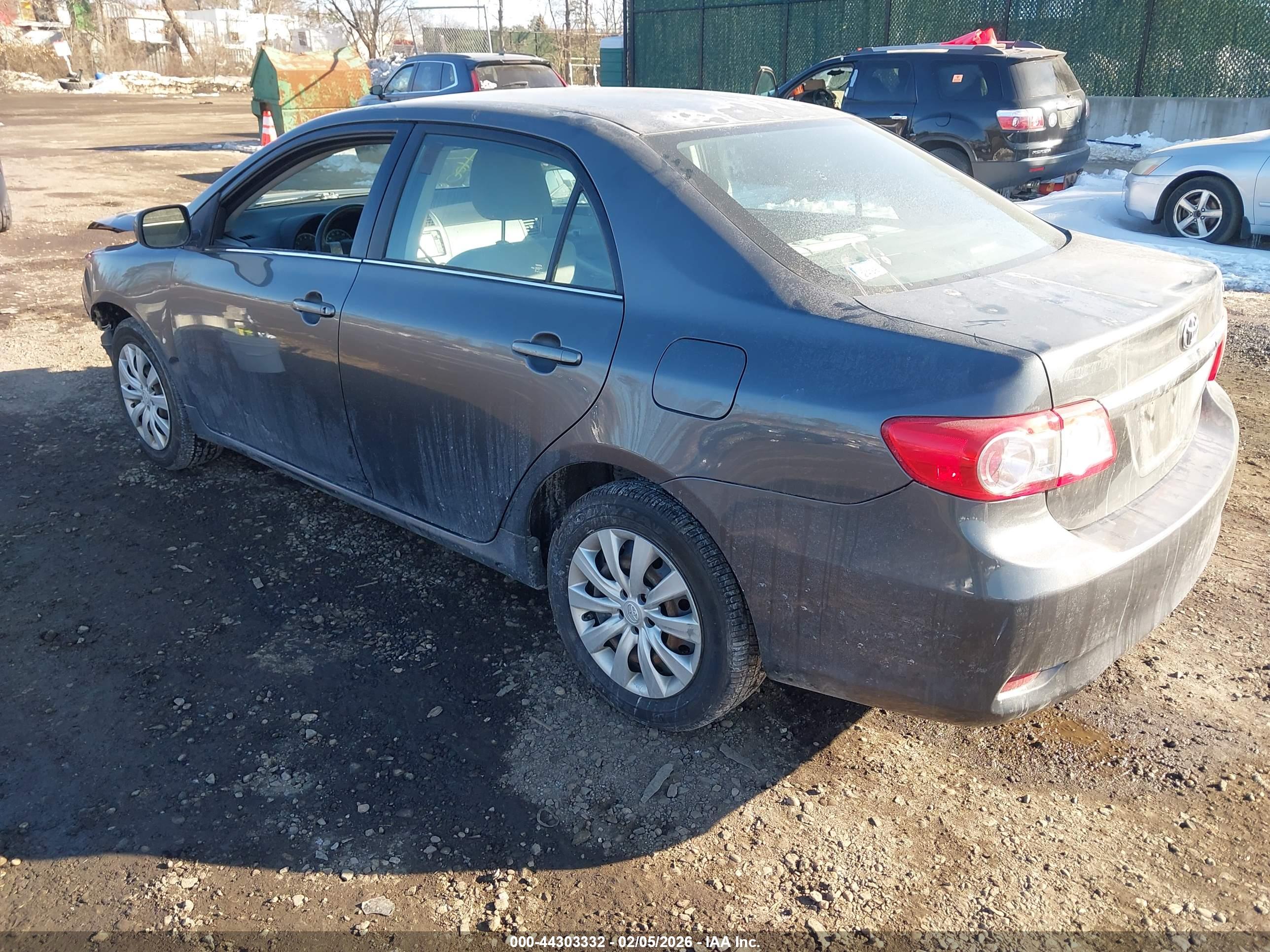 TOYOTA COROLLA image 3