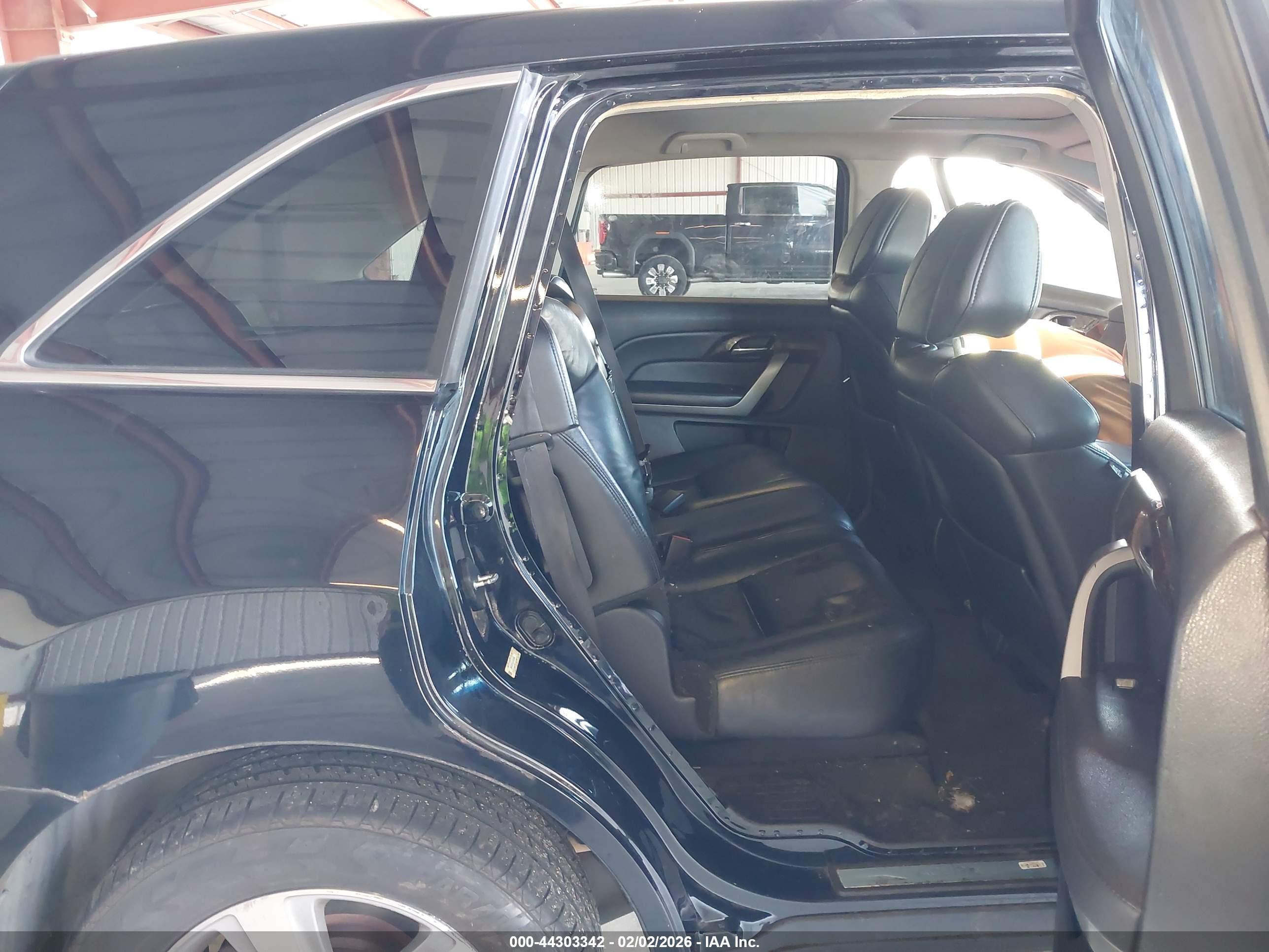 ACURA MDX image 8