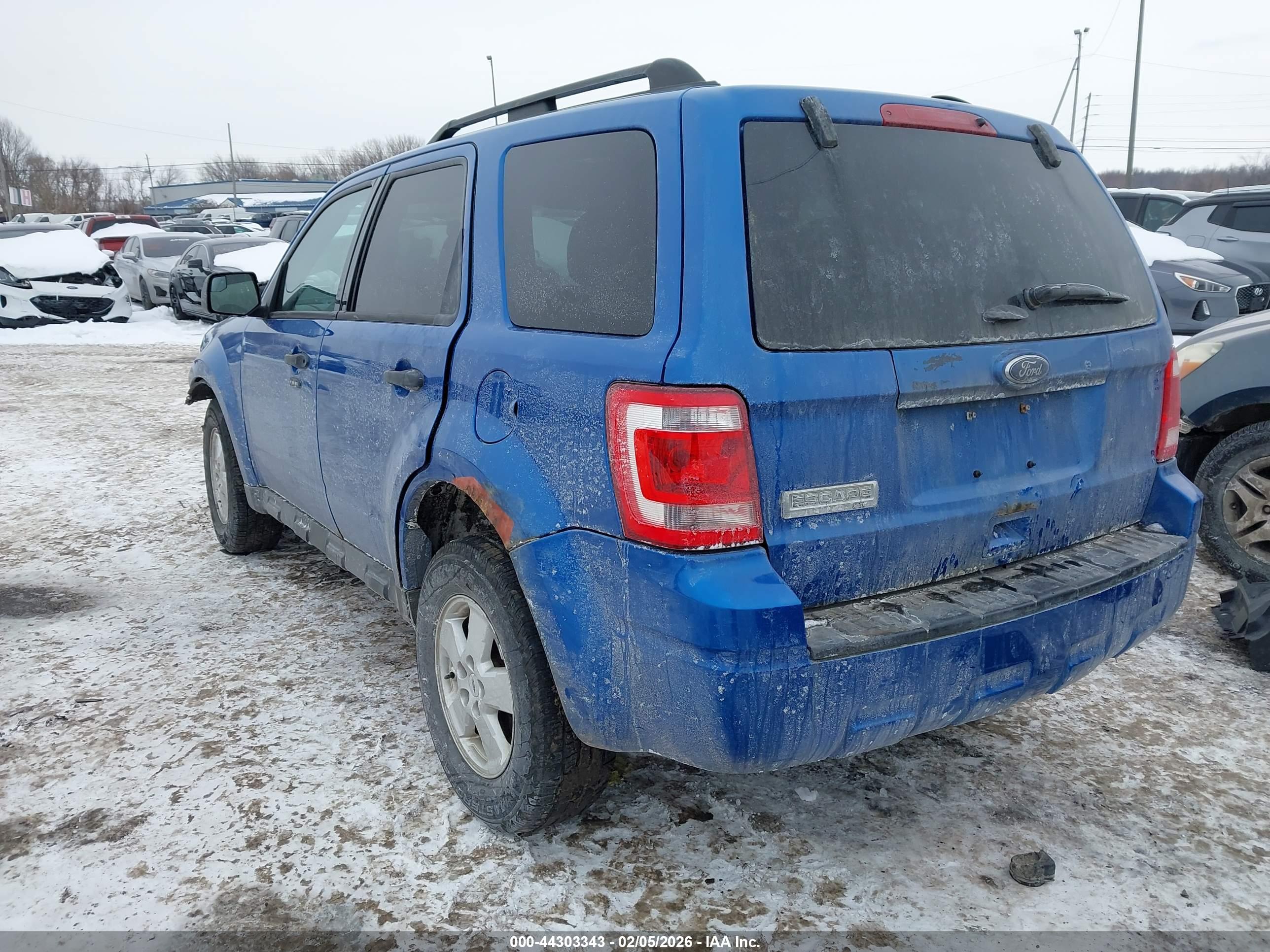 FORD ESCAPE image 3