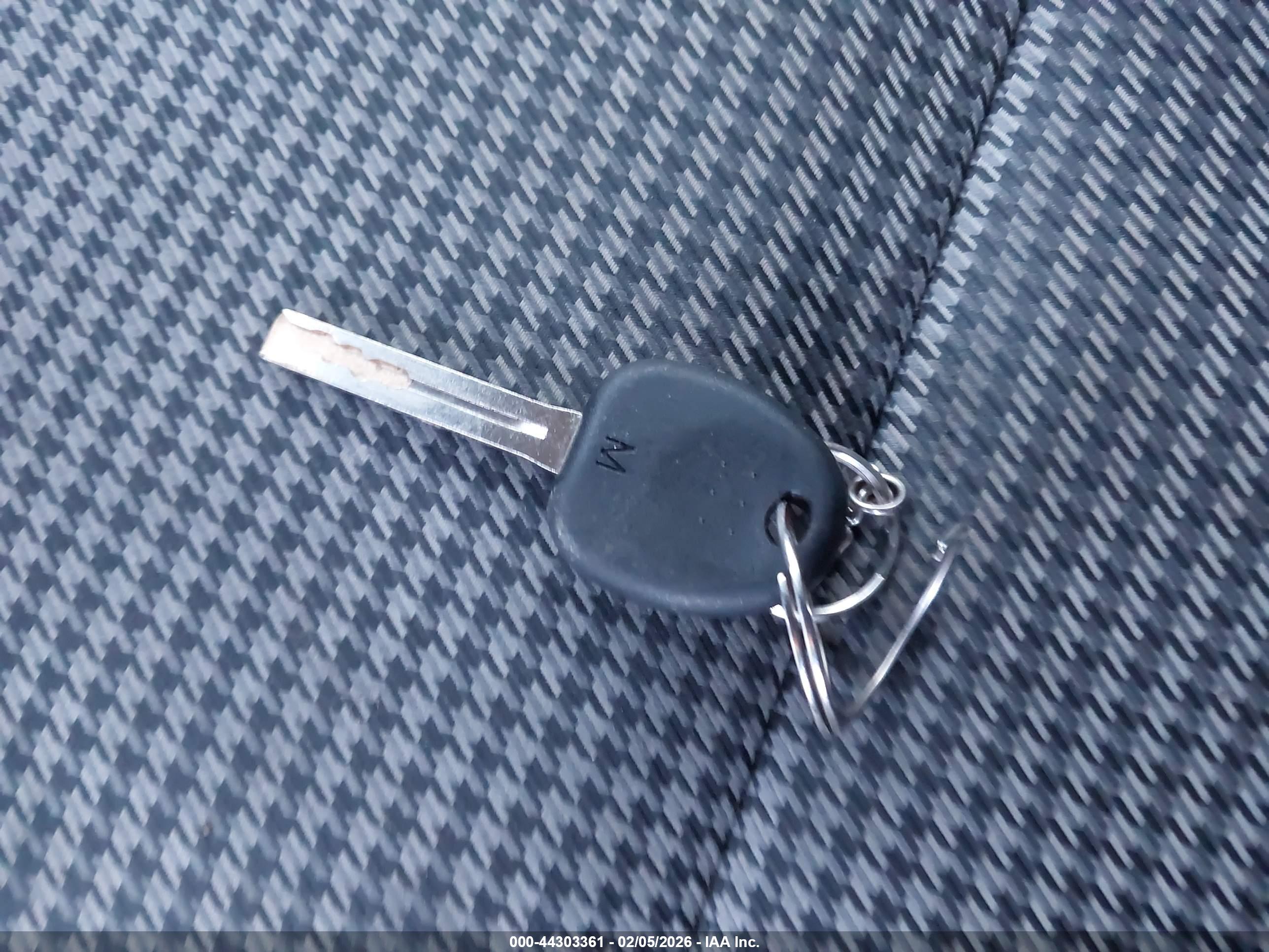 HYUNDAI KONA image 11