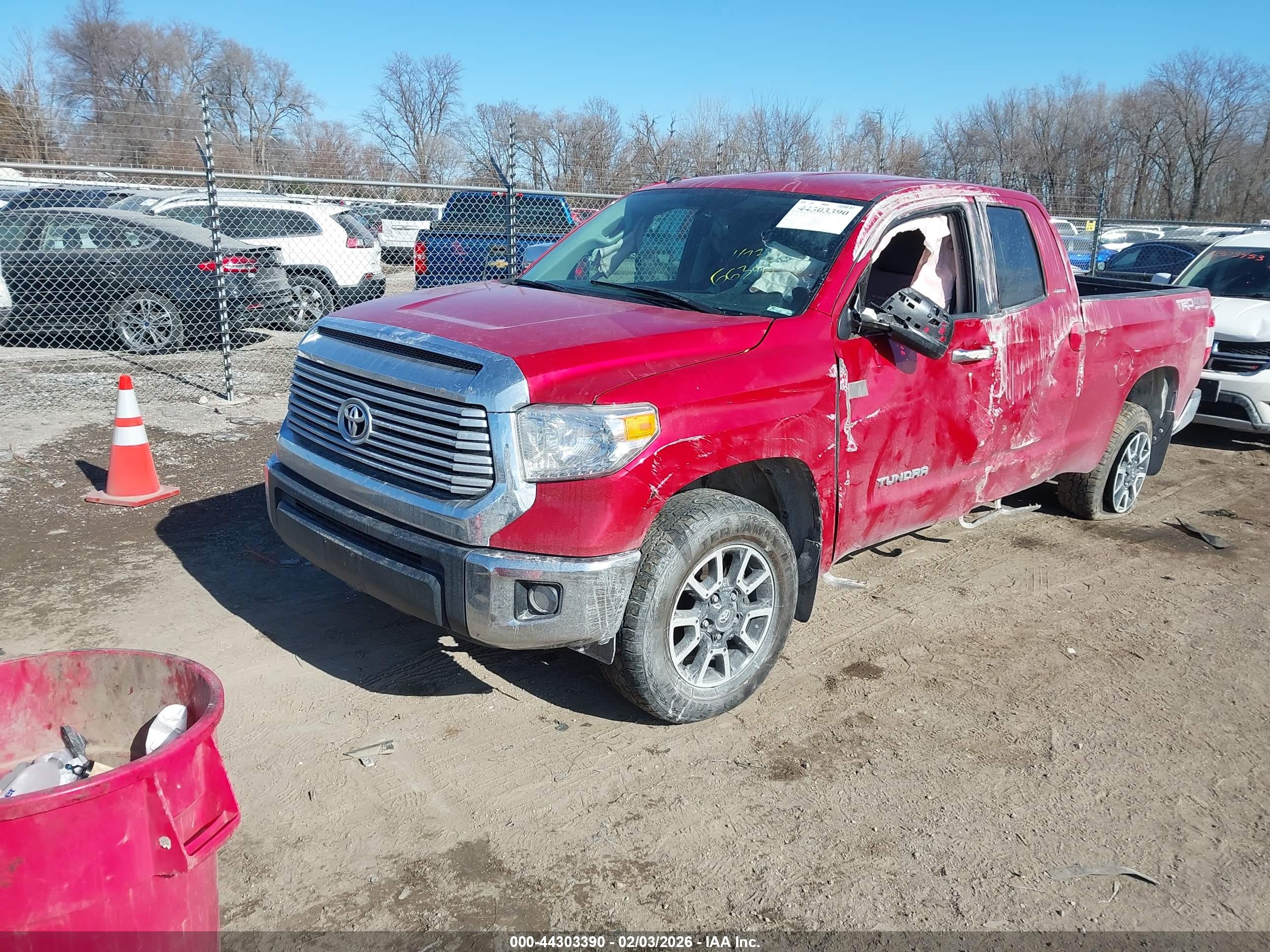TOYOTA TUNDRA image 2